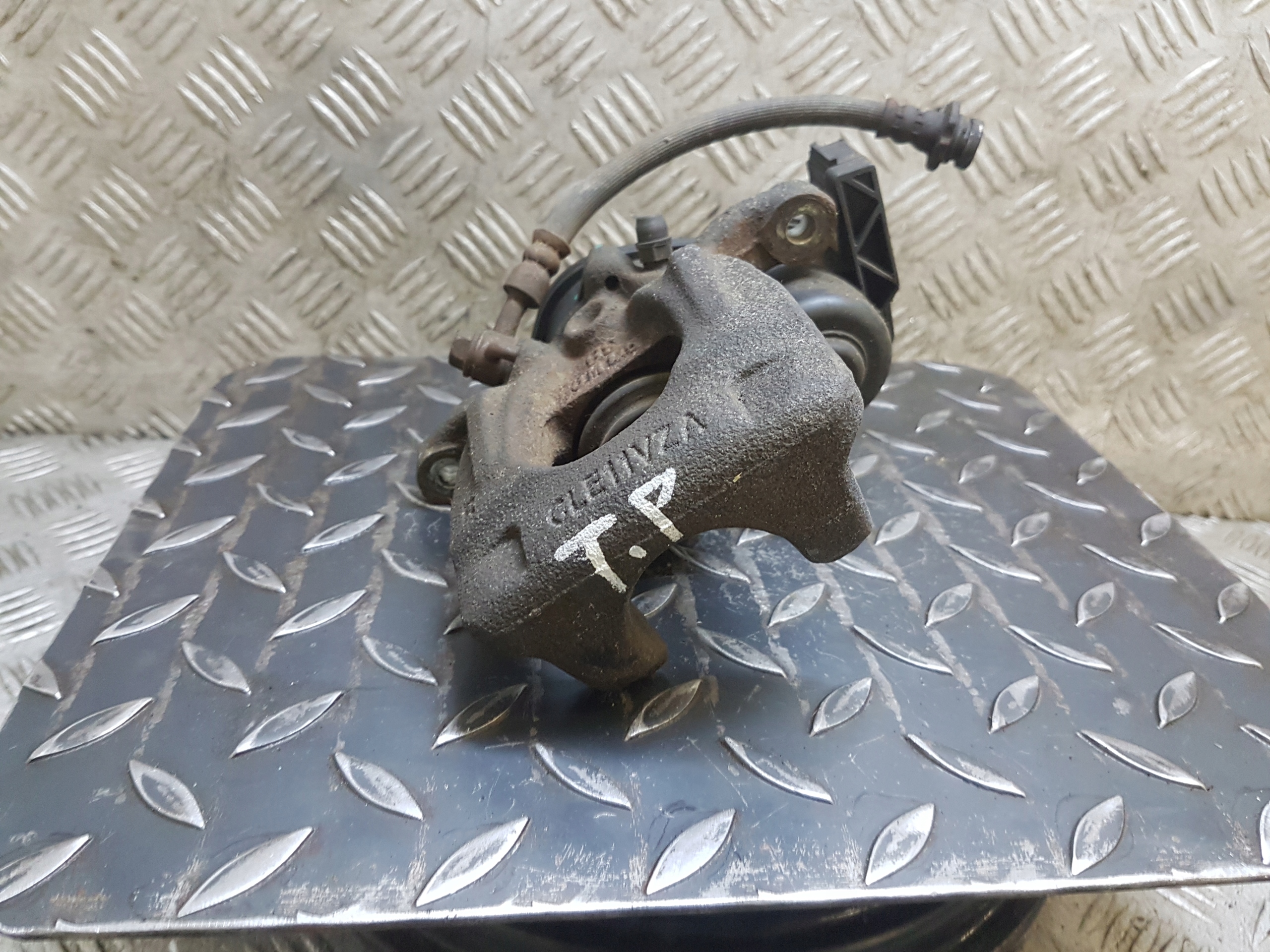 caliper brake right rear part rear RENAULT KOLEOS 2 2018 440004CA1A