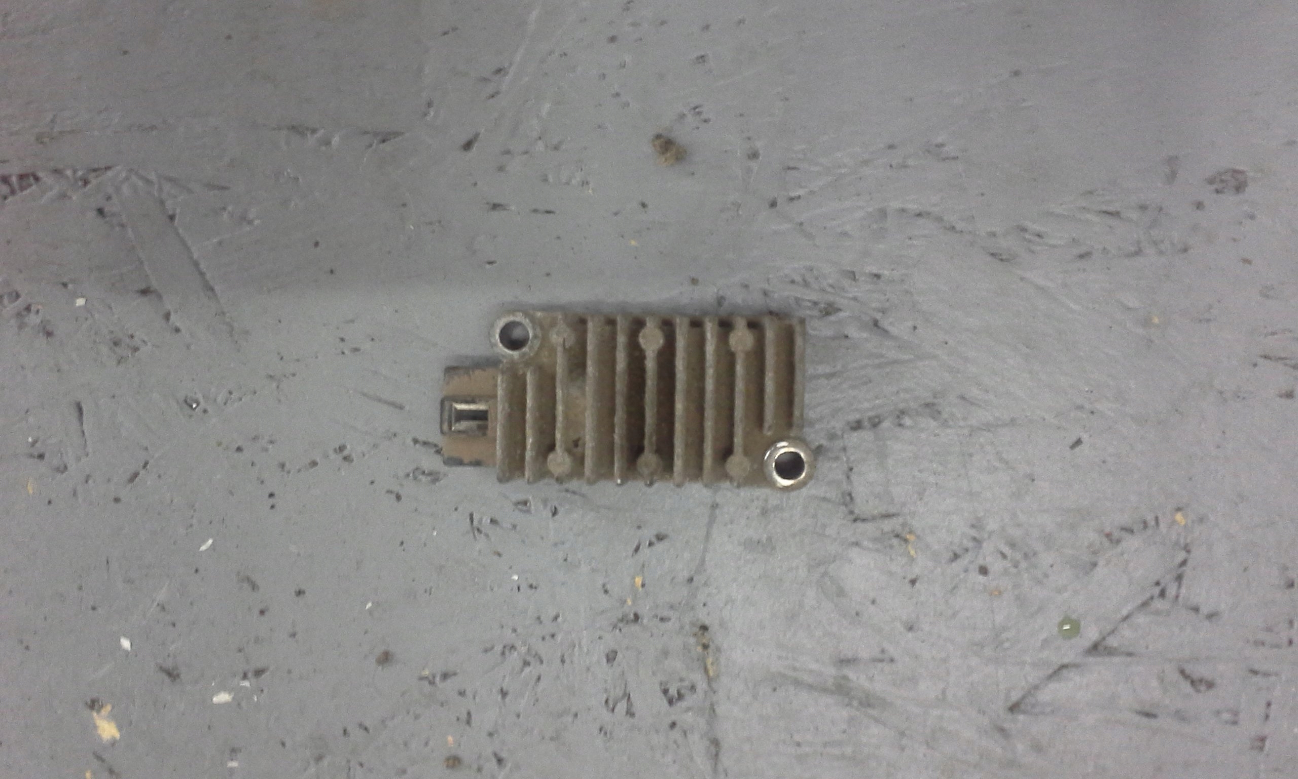 123453159 - Yamaha XT600 XT 600 3TB регулятор напруги