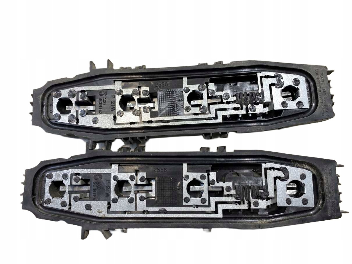platine porte ampoule feux arrière CITROEN C3 et