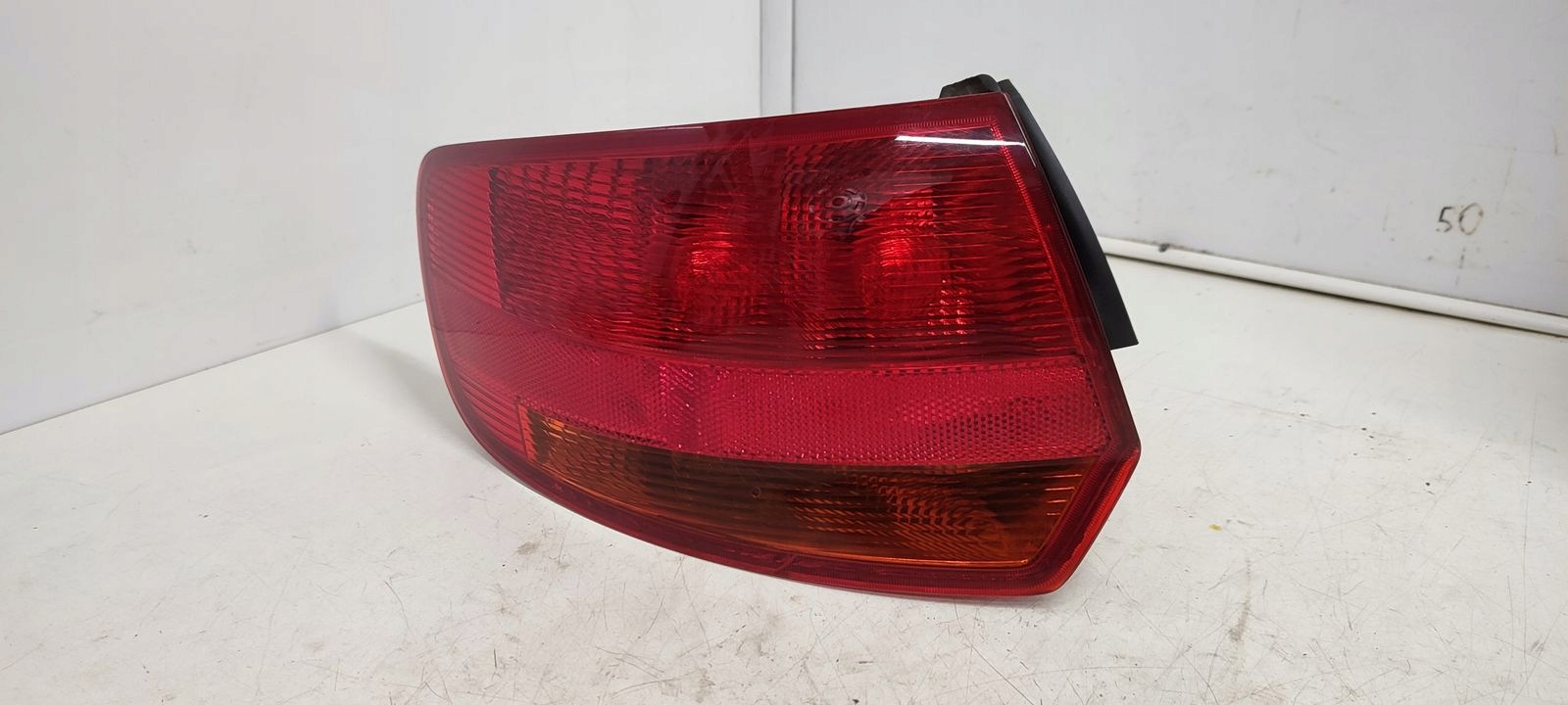 lámpa hátsó hátso bal Audi A3 8P