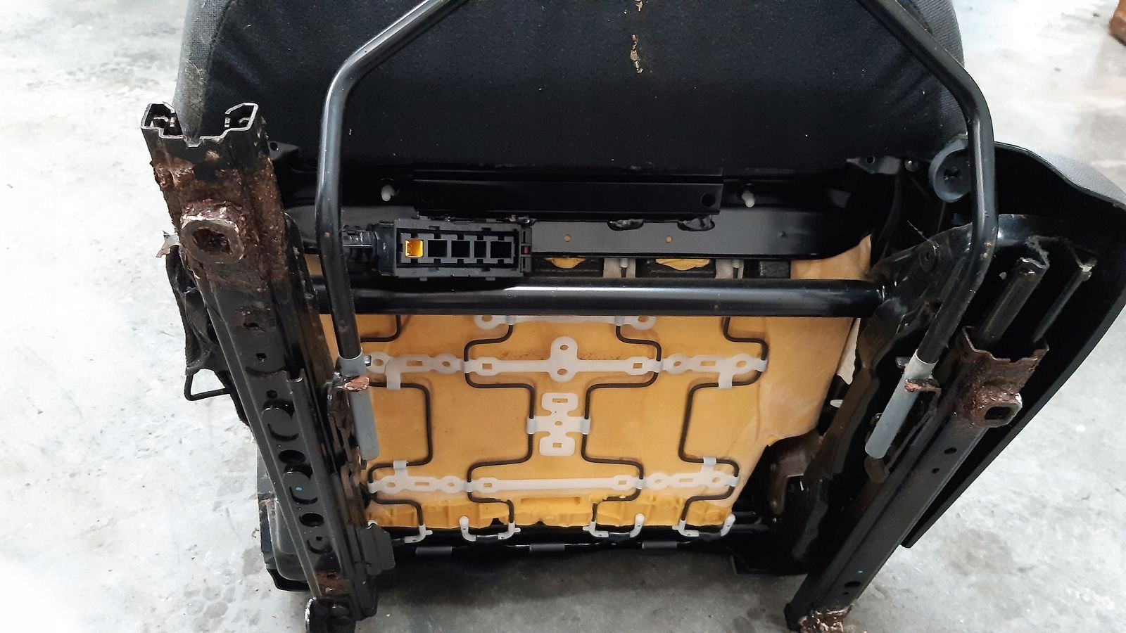 seat front left driver´s Opel Corsa D 1,2