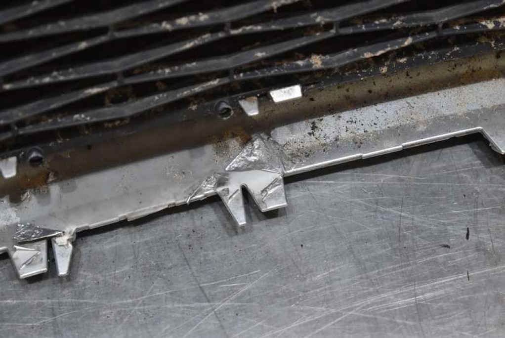 bumper front front SREBRNY 6JA807221 SEAT TOLEDO 4 IV 12-19