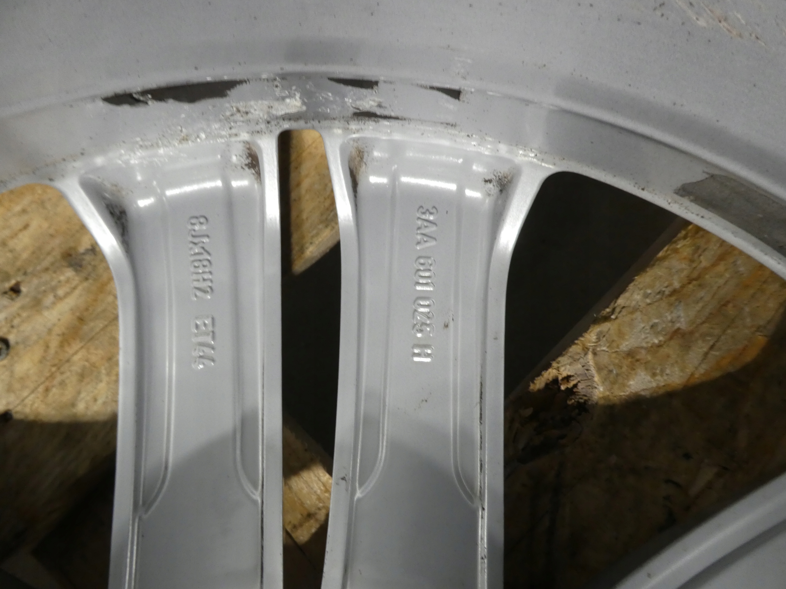 1X disk hliníkový disk VW 3AA601025H