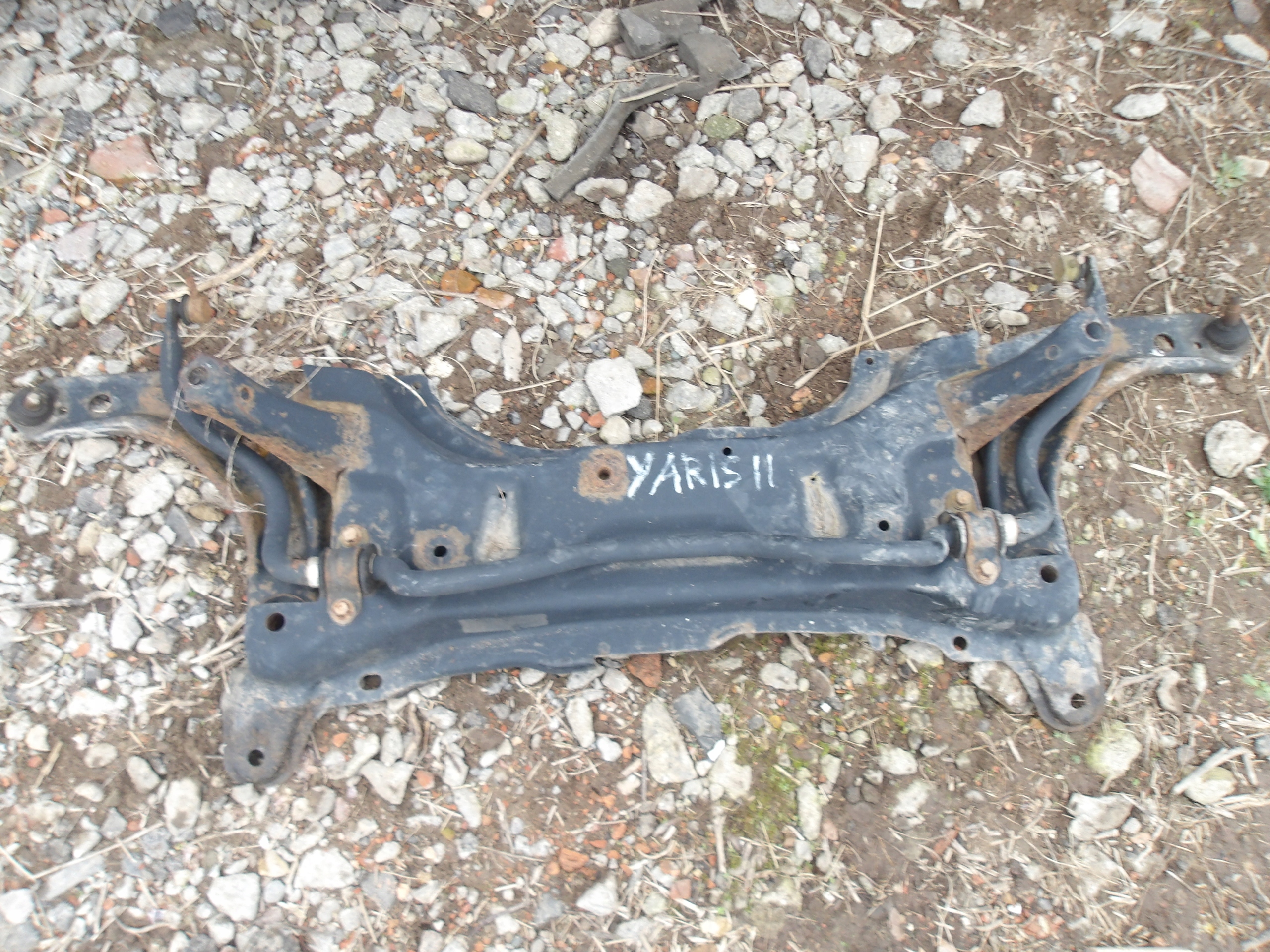 SANKI WÓZEK PRZÓD TOYOTA YARIS II