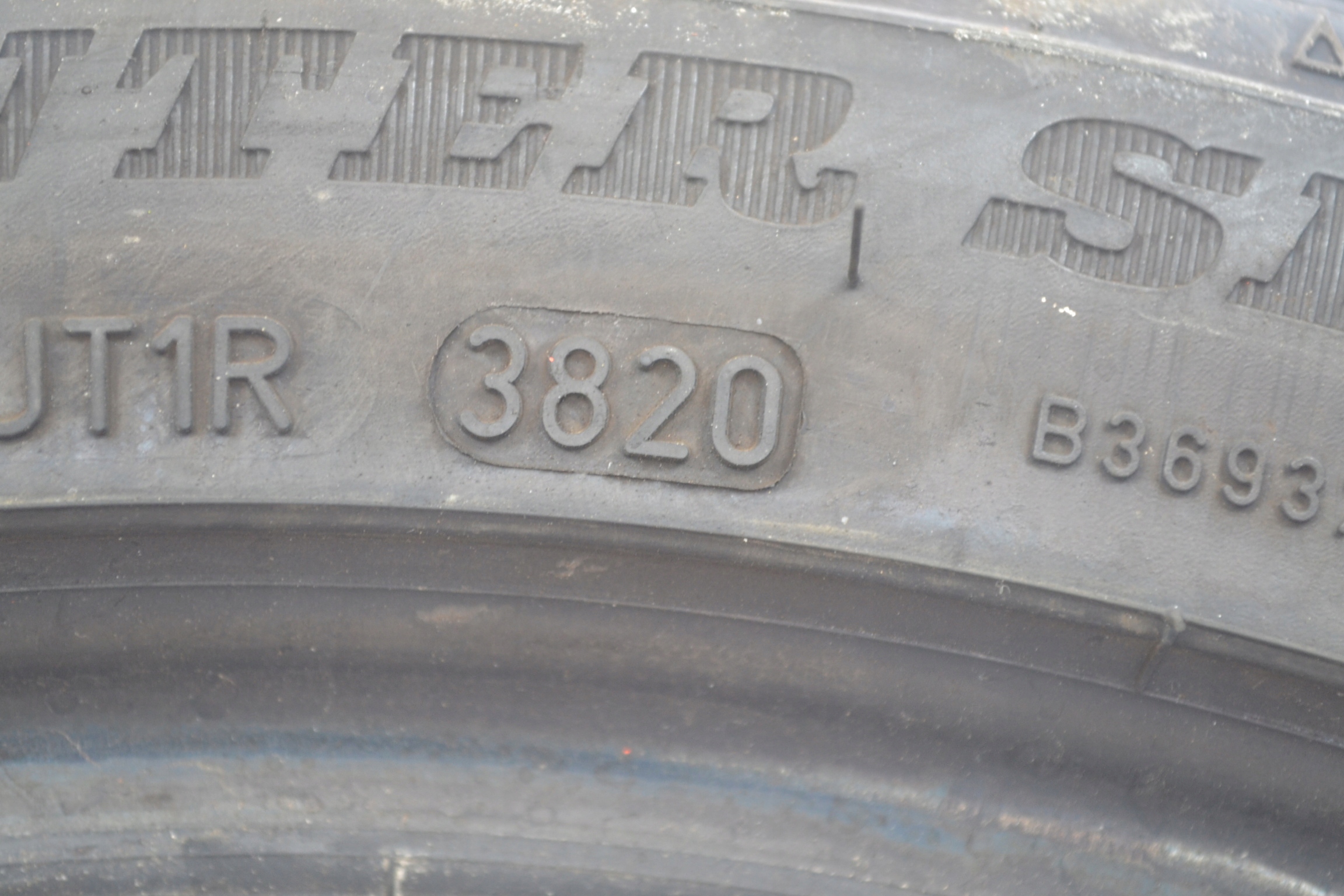 205/45R17 DUNLOP WINTER SPORT 4D RSC x2szt 7517z EAN (GTIN) 5452000463524