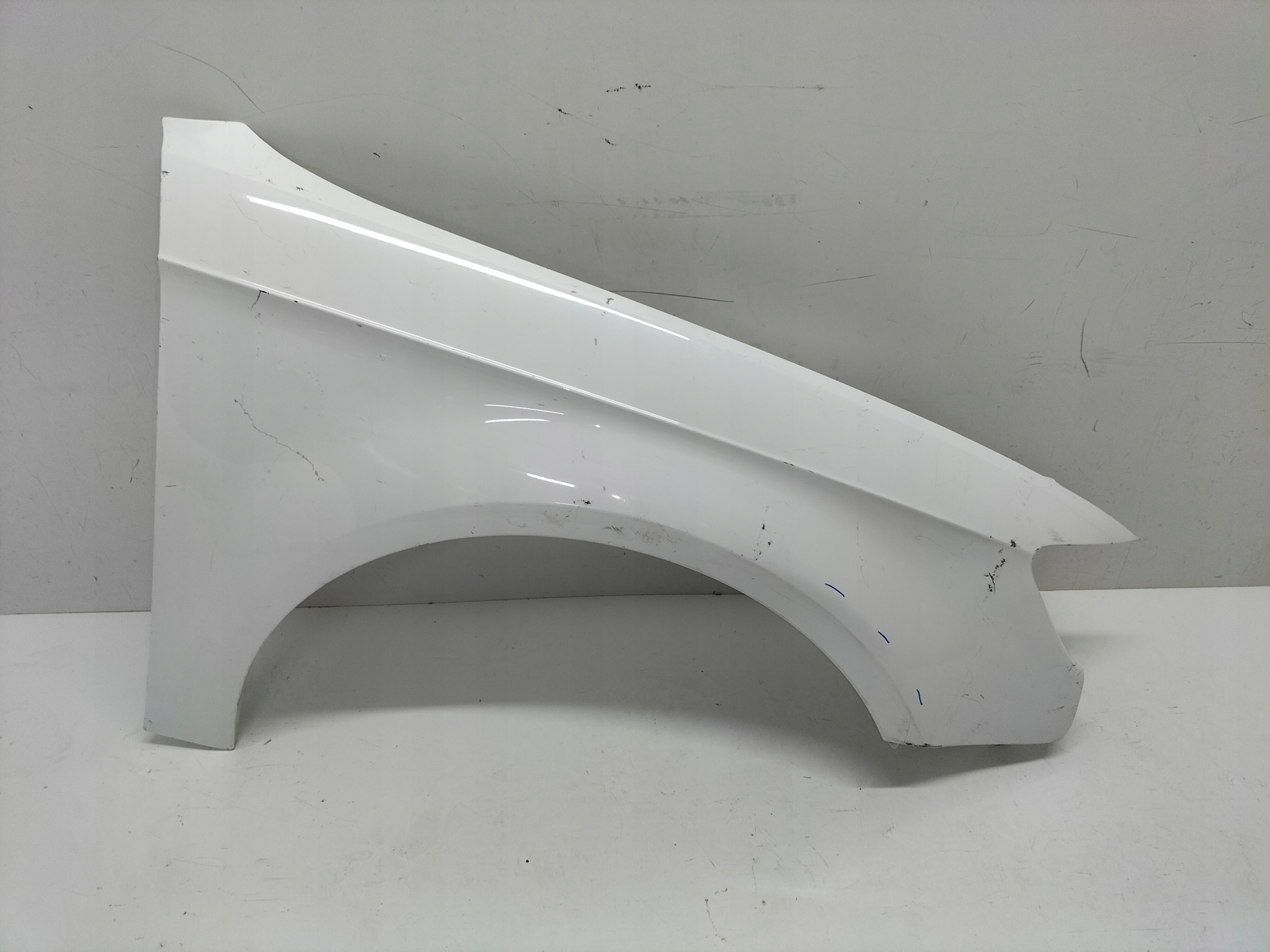 fender front front right AUDI A3 8V 12- HB