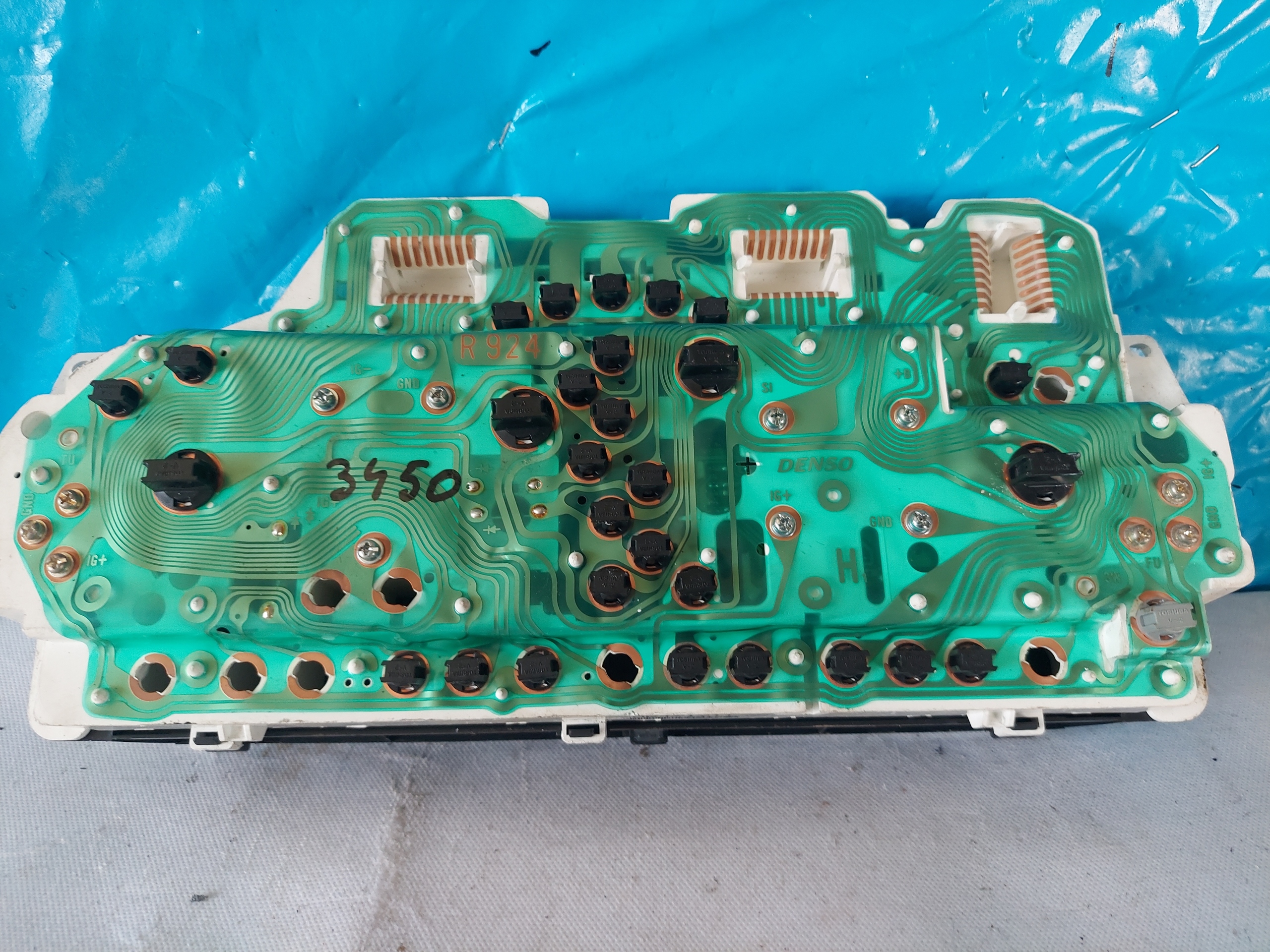 dials clock MITSUBISHI GALANT VIII 2.0 16V MR471211