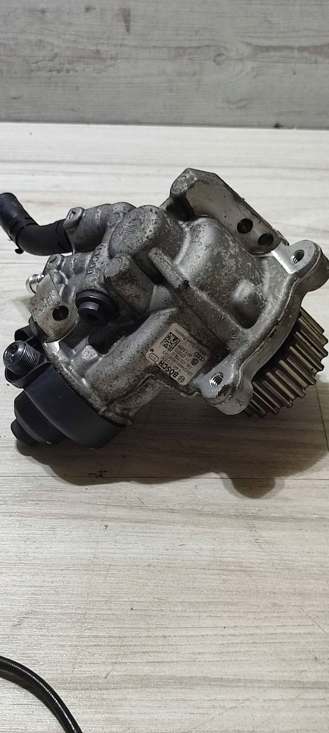 Einspritzpumpe Volkswagen Caddy 04L130755D