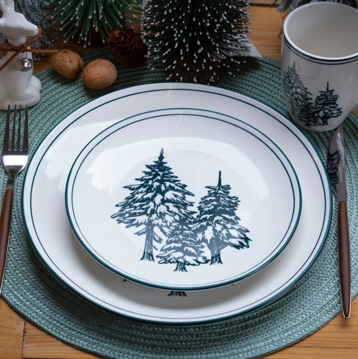 Dezertní talíře 6 ks Vánoční talíře Altom Smaragdový les 20 cm