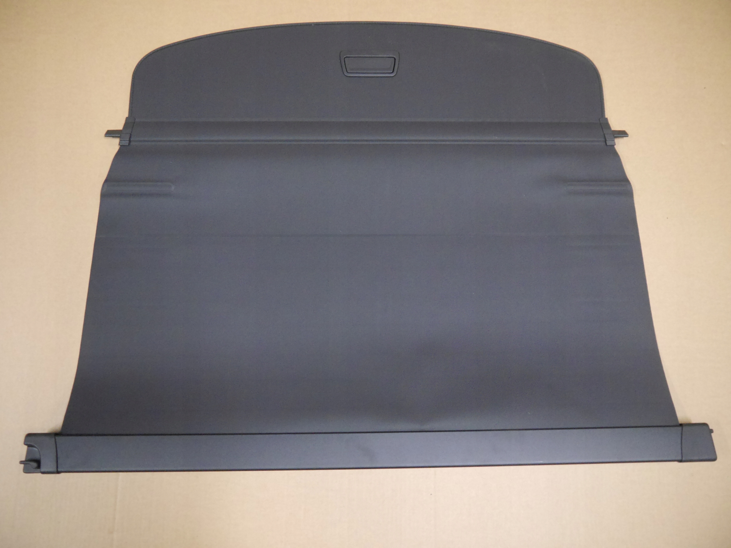 AUDI A6 C8 шторка багажника 4K9863553B 94H