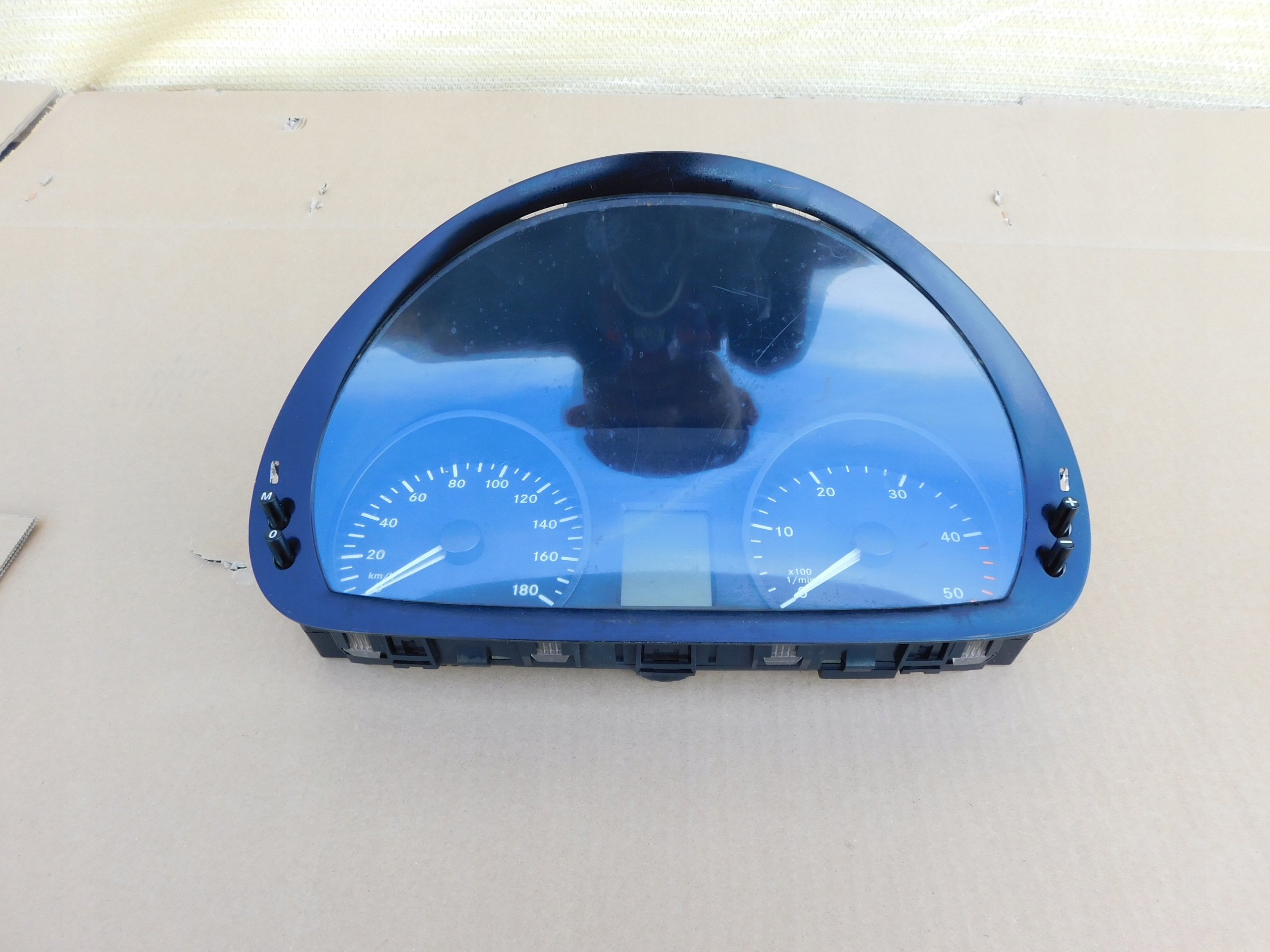 dials dials predkosciomierz Europa Sprinter 906 SPRAWNY A9069005200 OEM