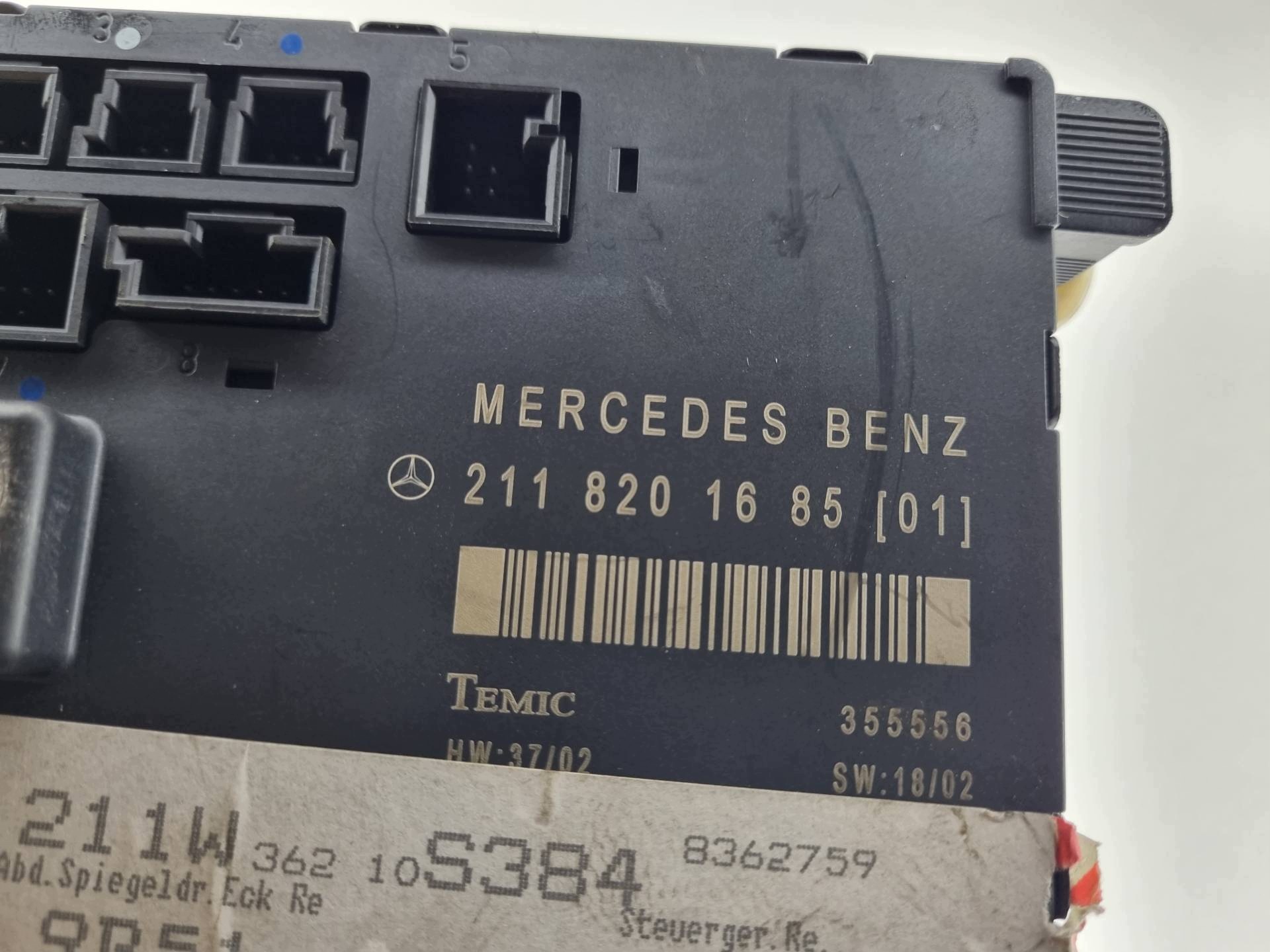 module door front right side Mercedes-Benz E W211 2003 2118201685
