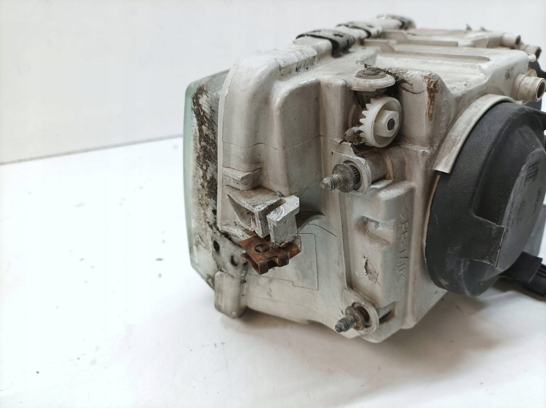 light front left LIFT 30692878 Volvo V40 and (1995-2004)