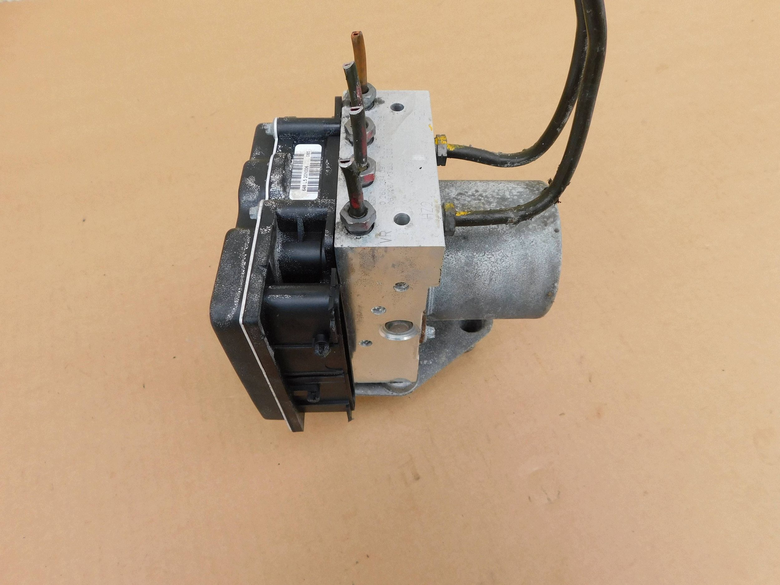 pump ABS control unit Mercedes Sprinter W906 Crafter A0004468289 0265950353