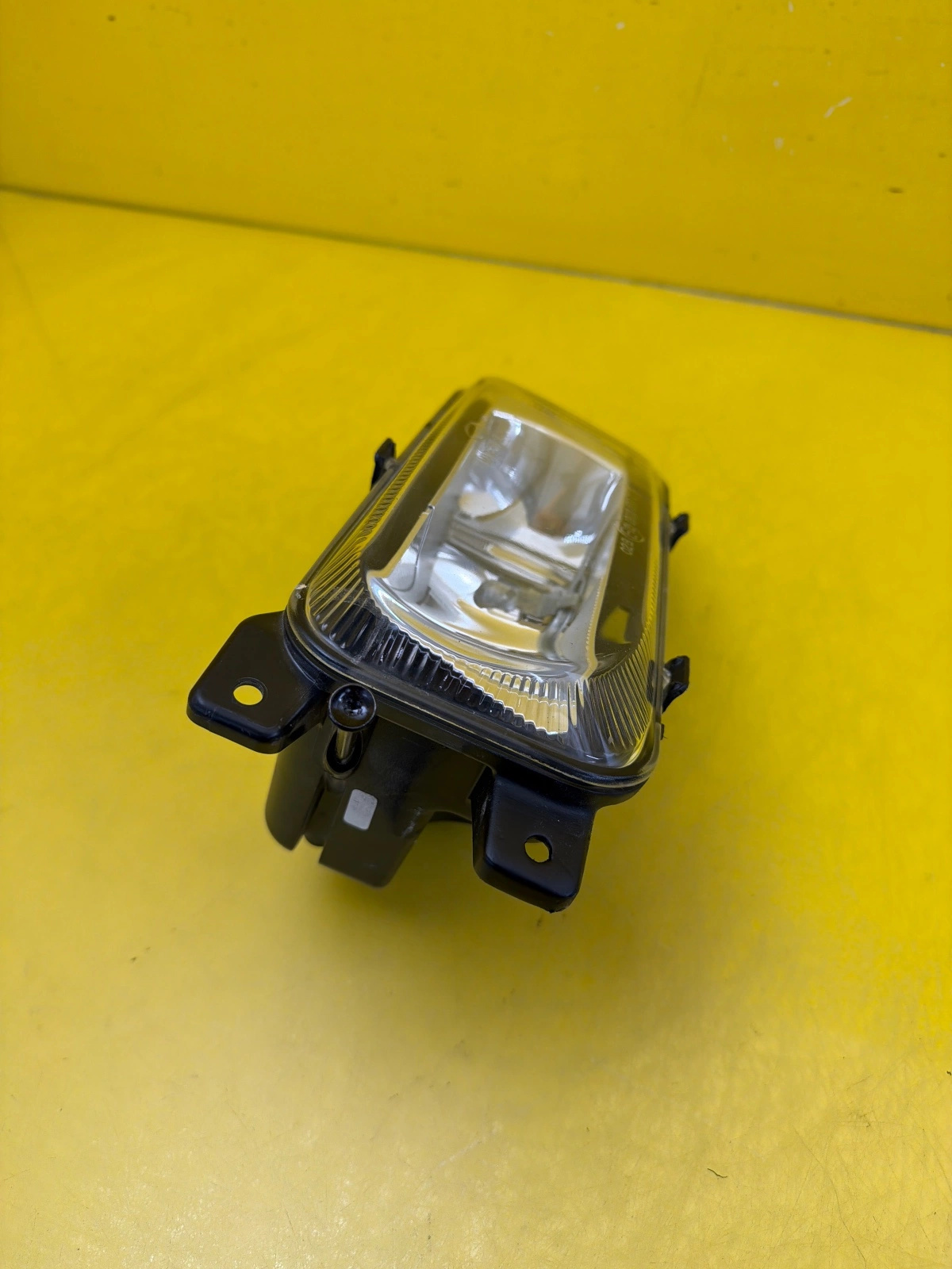 Nebelscheinwerfer links Mercedes Actros 943 A943 MP2 MP3 A9438200056