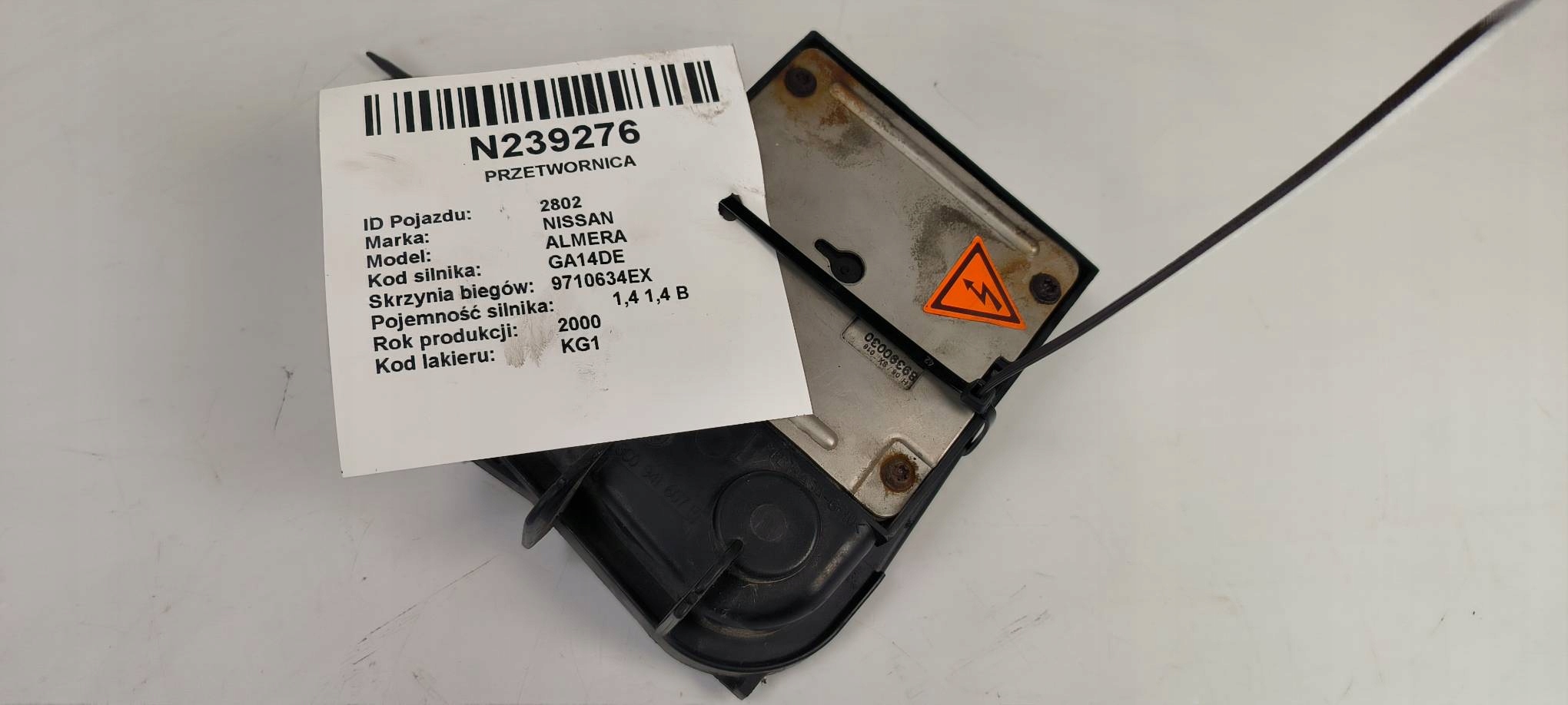 control unit 89390030 NISSAN ALMERA