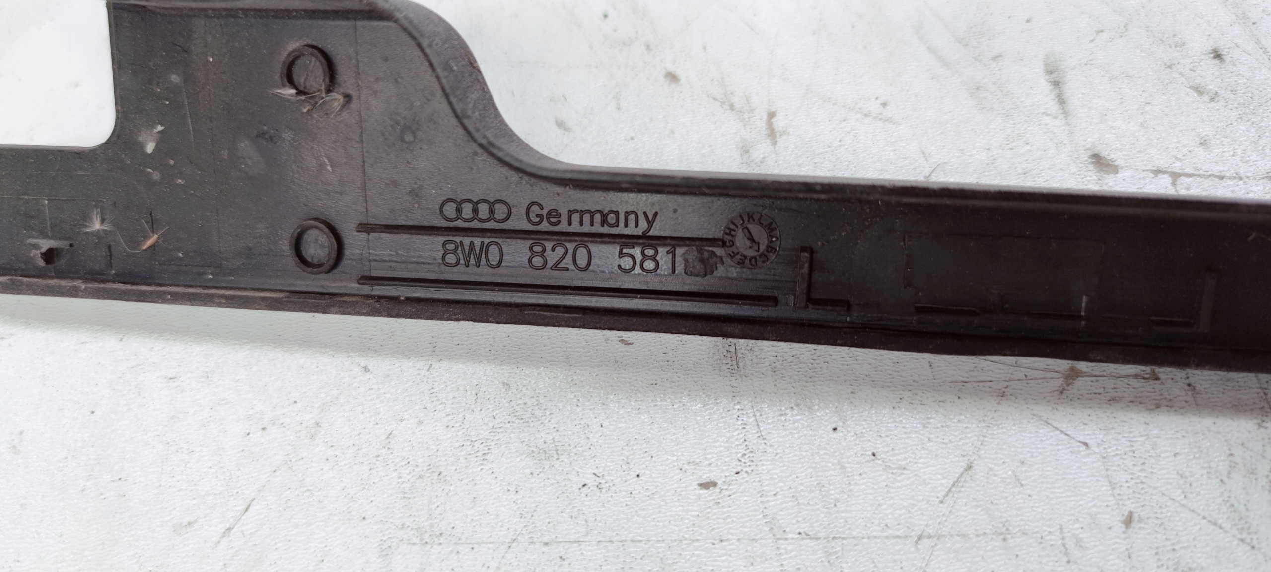 MODANATURA SUPERIORE PARAFANGO SINISTRA AUDI A4 B9 8W0820581