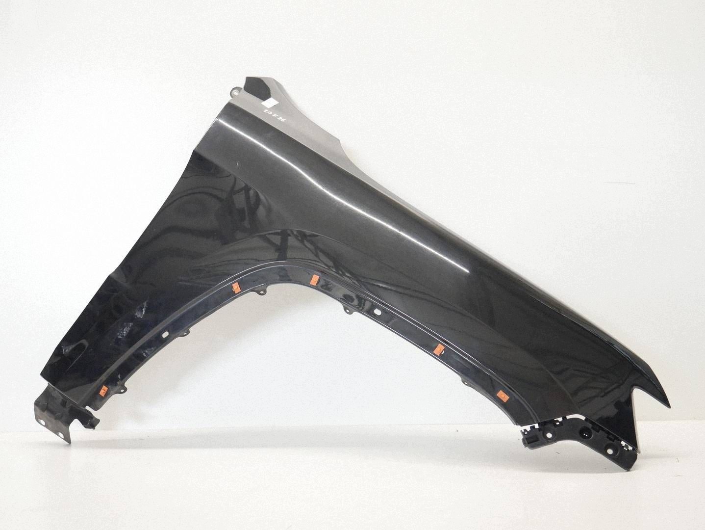 fender right front front JEEP GRAND CHEROKEE WK2 black