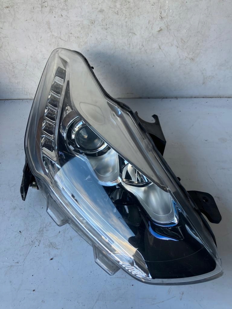 light right front CITROEN DS5 LIFT 9806092980