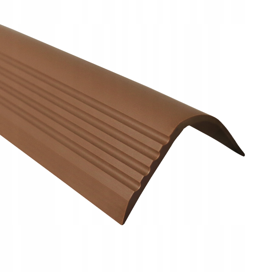 Protišmykový schodiskový profil, schodiskový nosník Pvc Rgpt 1,5 m, bronz 52x40 mm