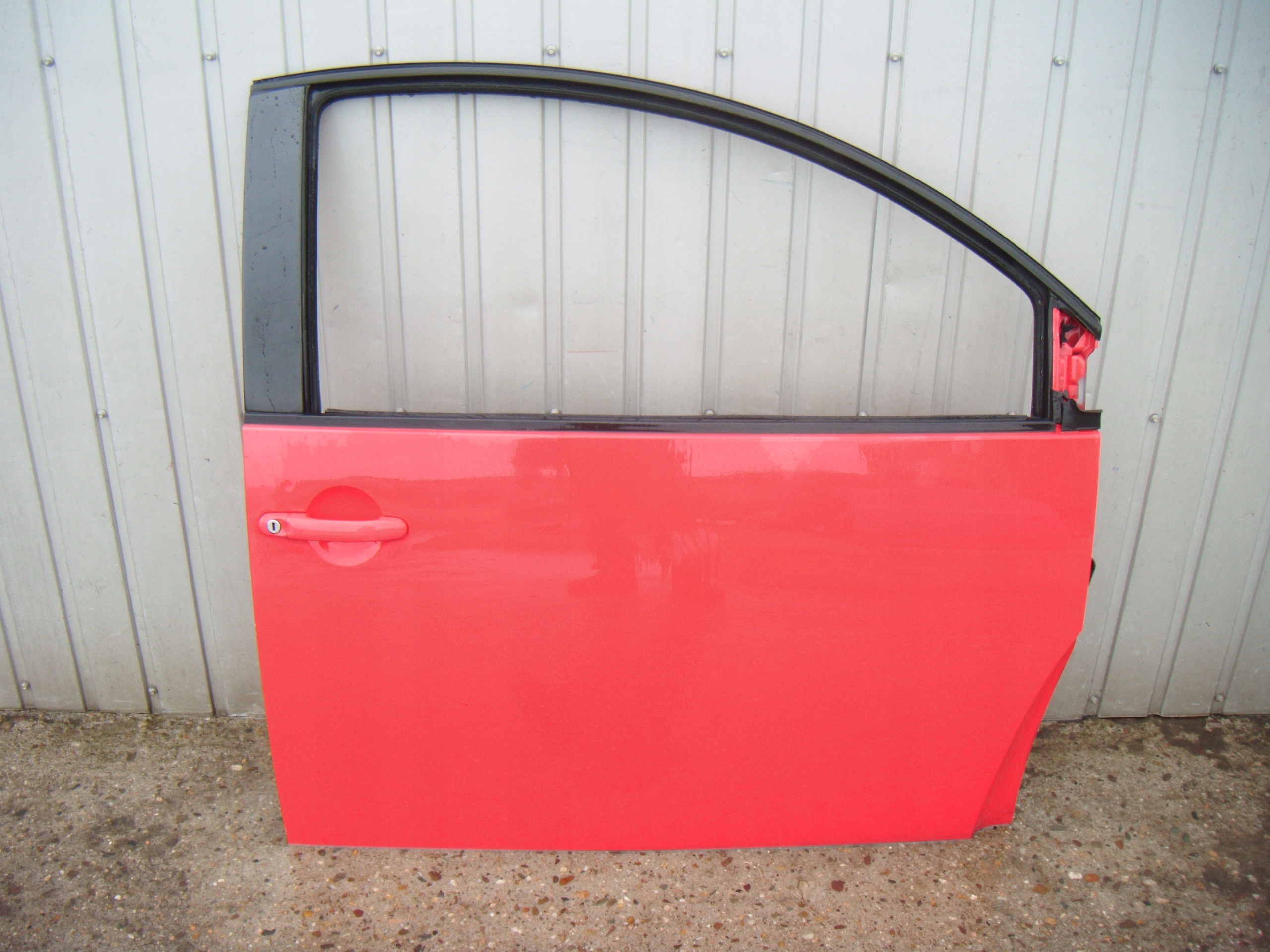 VW NEW BEETLE 1997 - 2010 2.0 B DRZWI PRAWY PRZÓD PRAWE PRZEDNIE