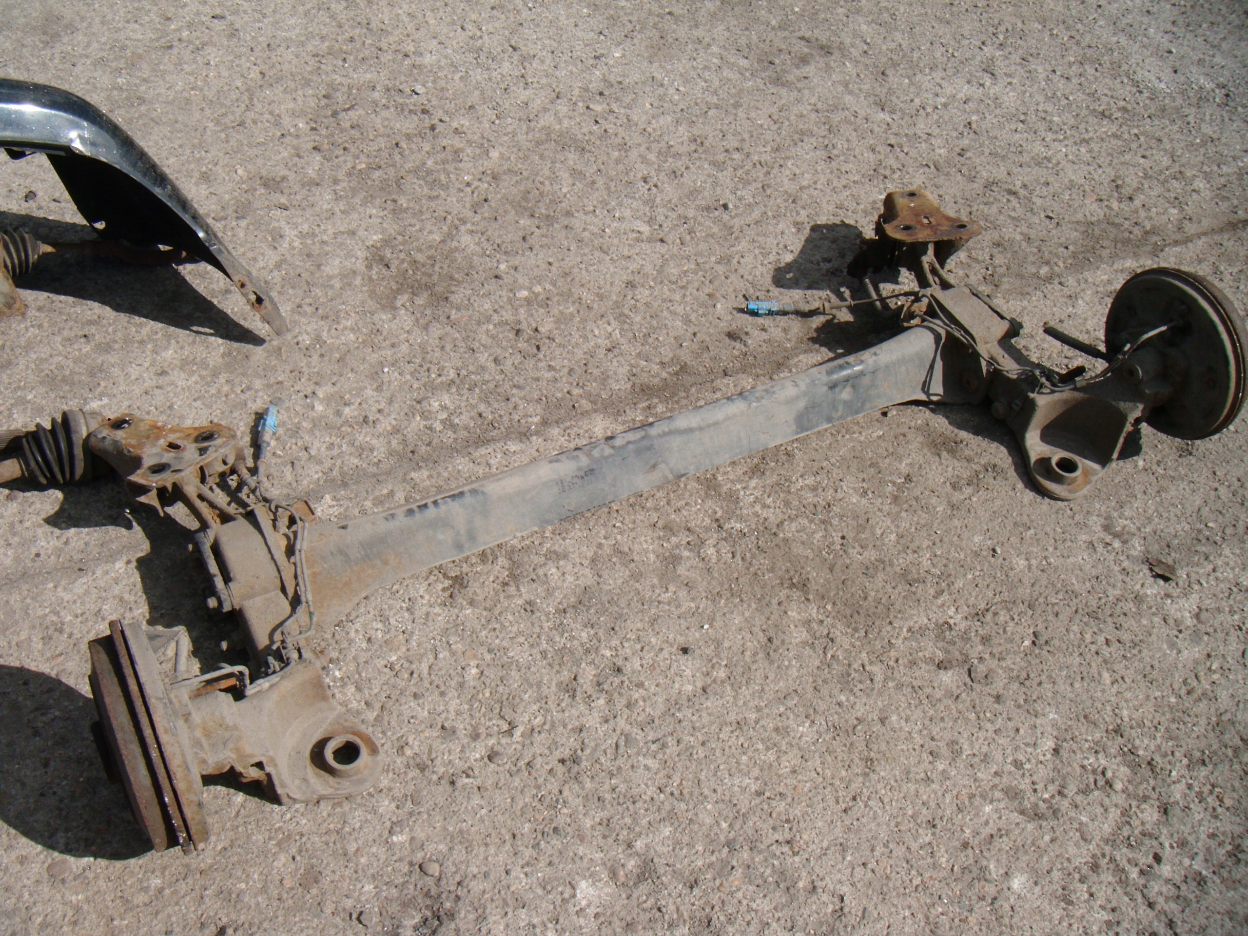 CITROEN C2 2003 - 2009 1.4 B BELKA ZAWIESZENIA OŚ TYŁ TYLNA