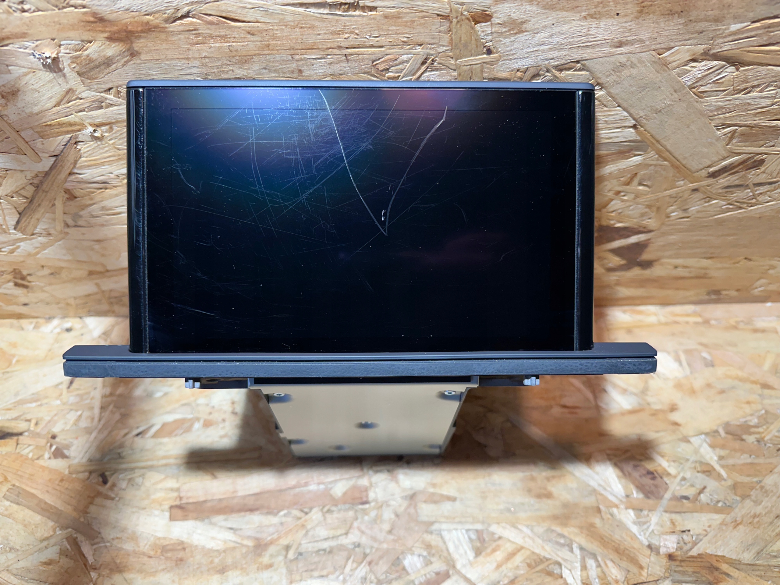 Display MONITOR AUDI Q2 81A919604A