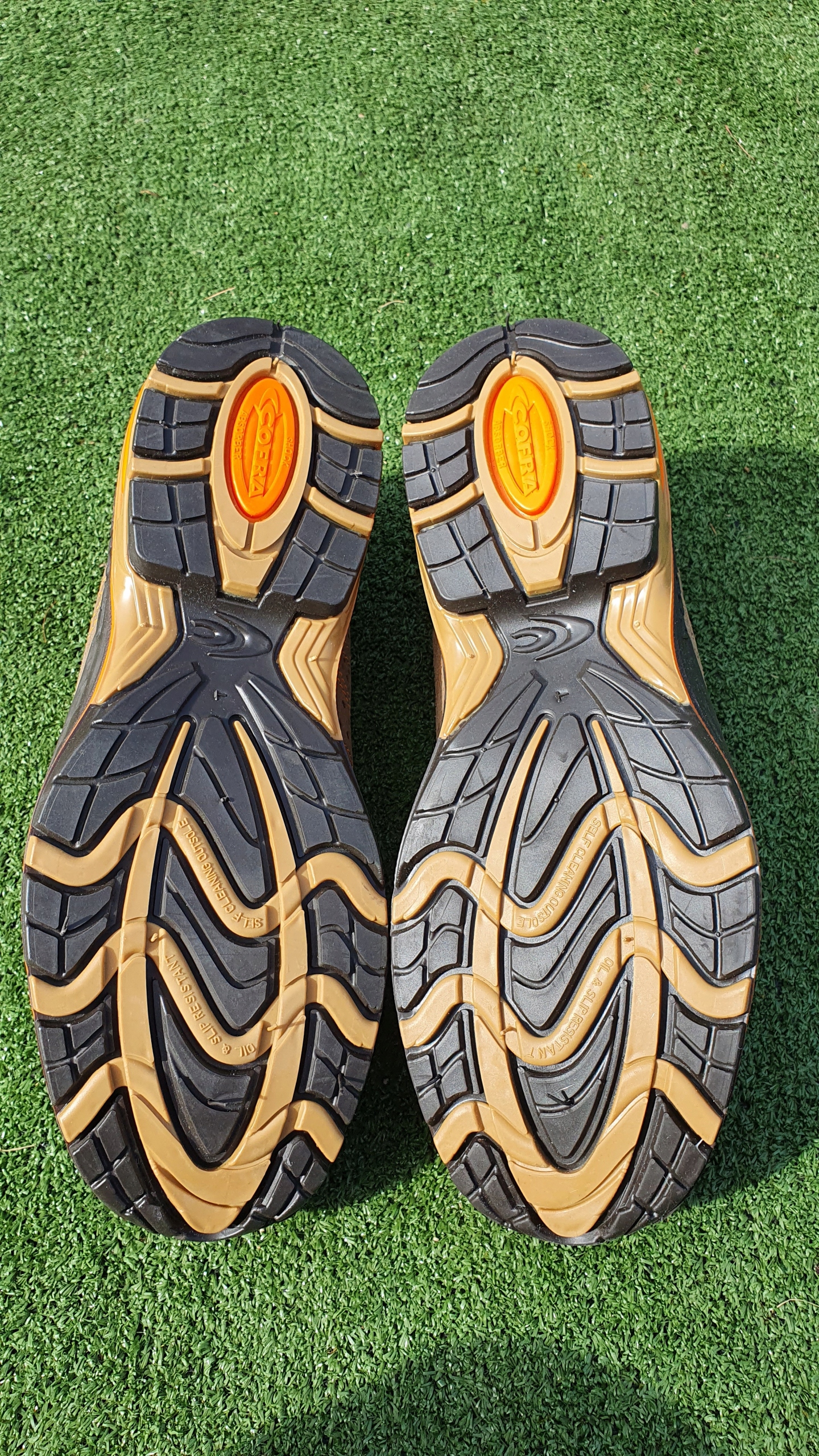 COFRA CANTERA BUTY półbuty ochronne zamszowe 47 Model Cantera