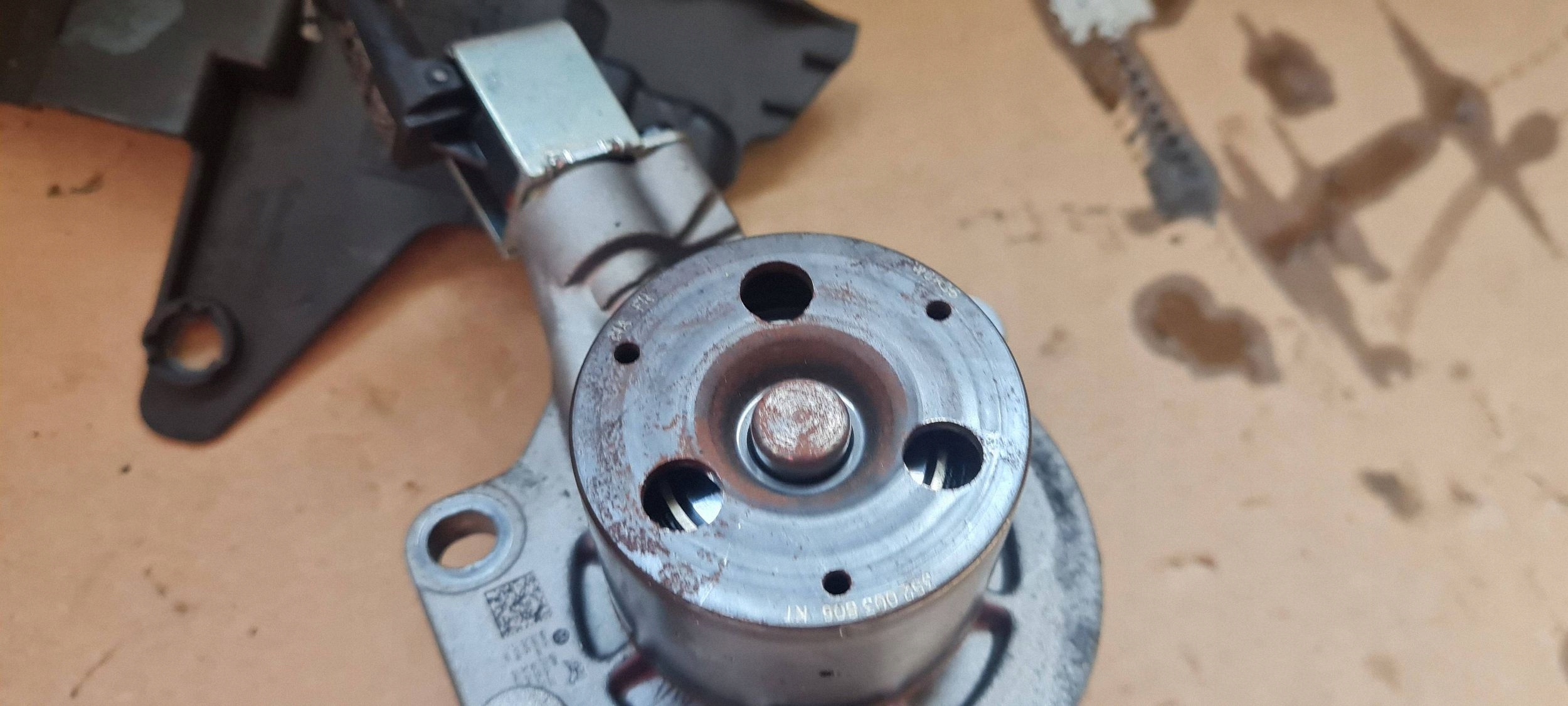 A4 B9 8W water pump sensor 2.0 TDI 04L011N A5 8W Q5 80A A6