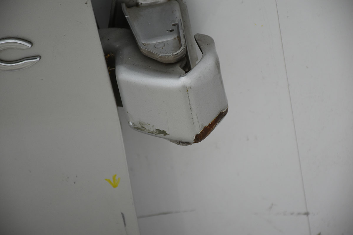 door rear. rear part right RENAULT TRAFIC OPEL VIVARO