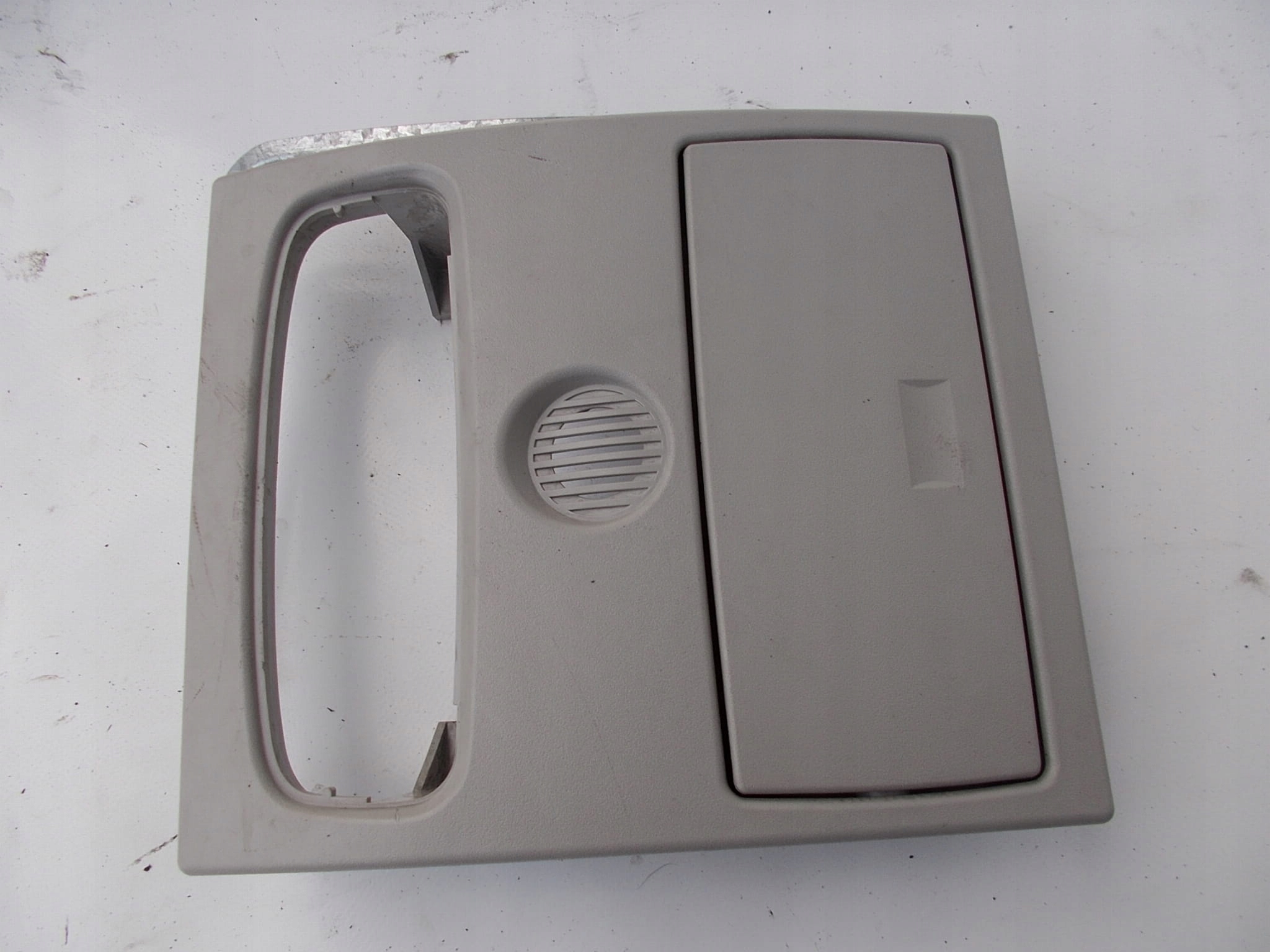 OSŁONA SCHOWEK NA OKULARY MONDEO MK4