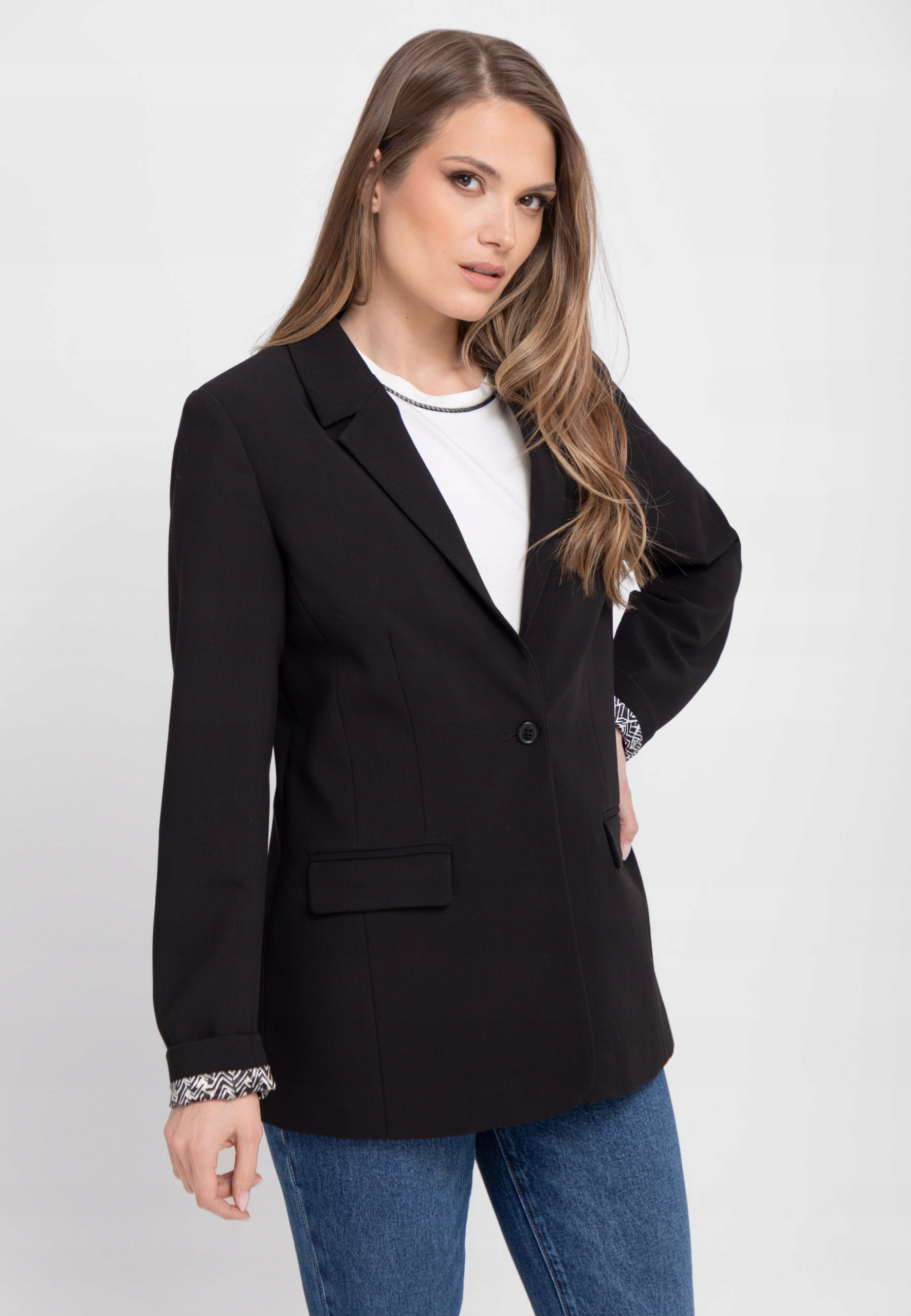 Damska Marynarka Ze Wzorzystą Podszewką Wiskozowa Czarna Jb-kadia M