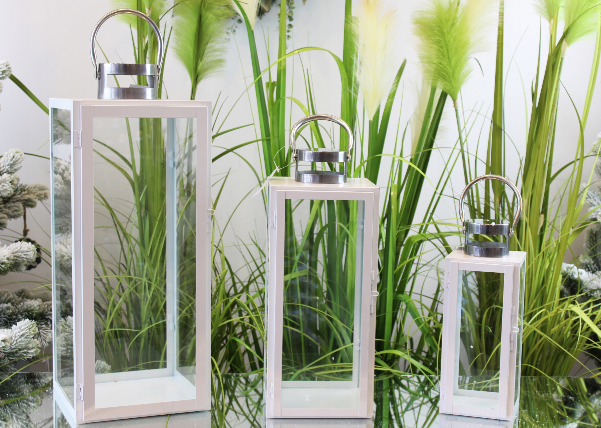 Lampion latarnia biała srebrna H54 DEcodomi Kolor biały