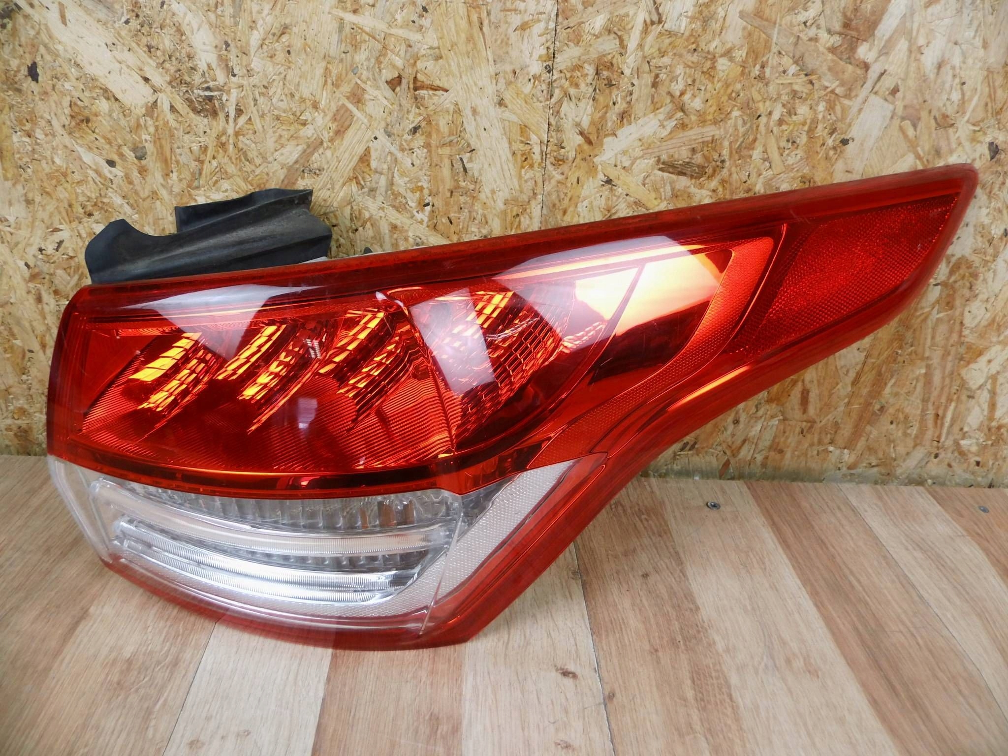 Ford Kuga II MK2 2013-2016 light right rear part rear right CV4413404BH