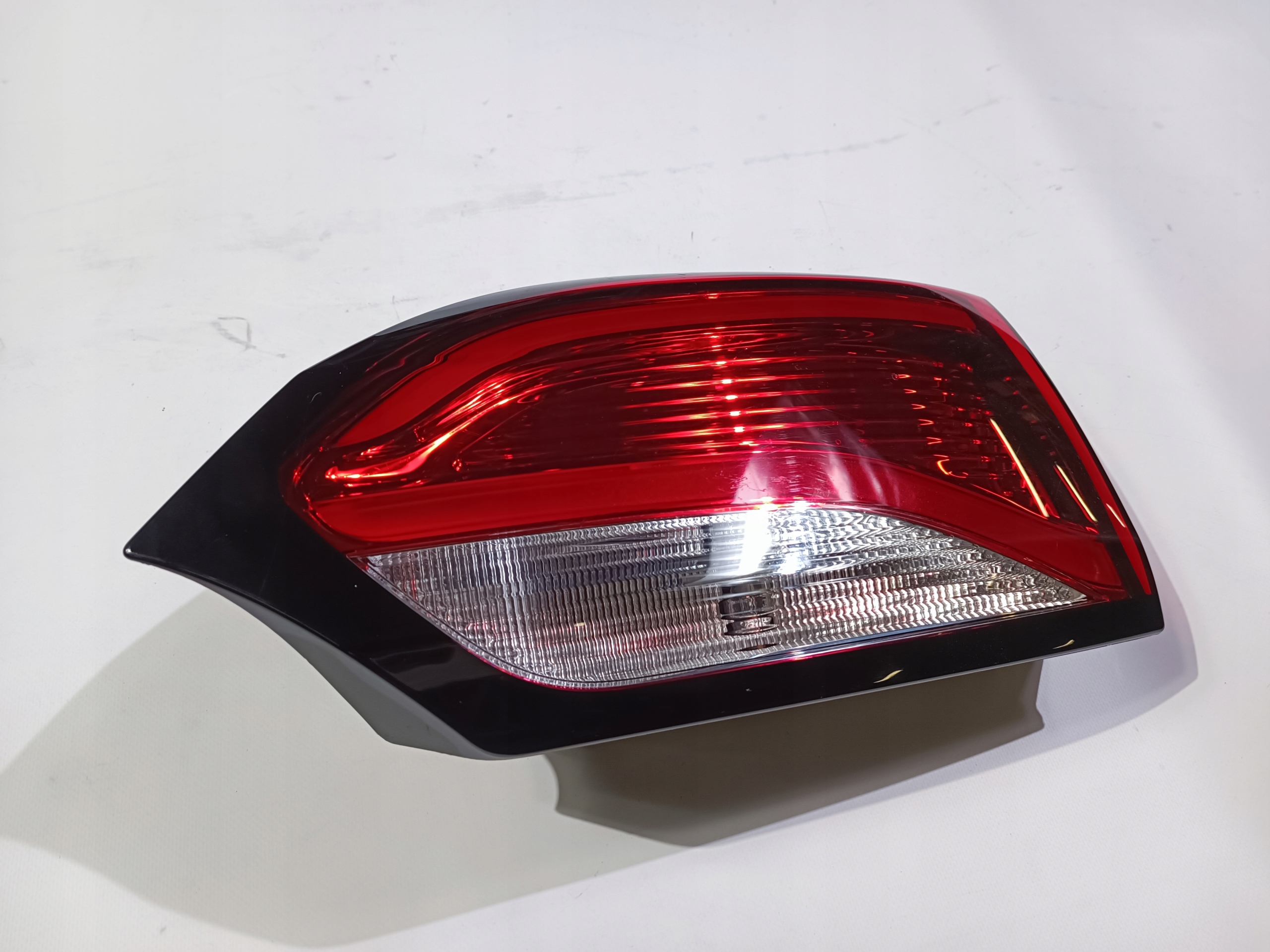 light rear part rear right to the bonnet LED ledowa Chrysler Pacifica 2017