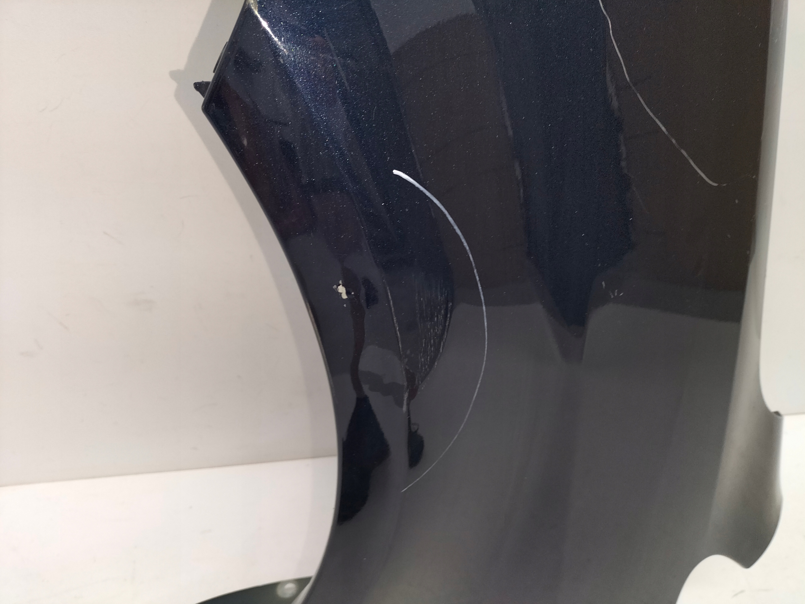 fender front front left VW TOURAN II 1T0 10-15