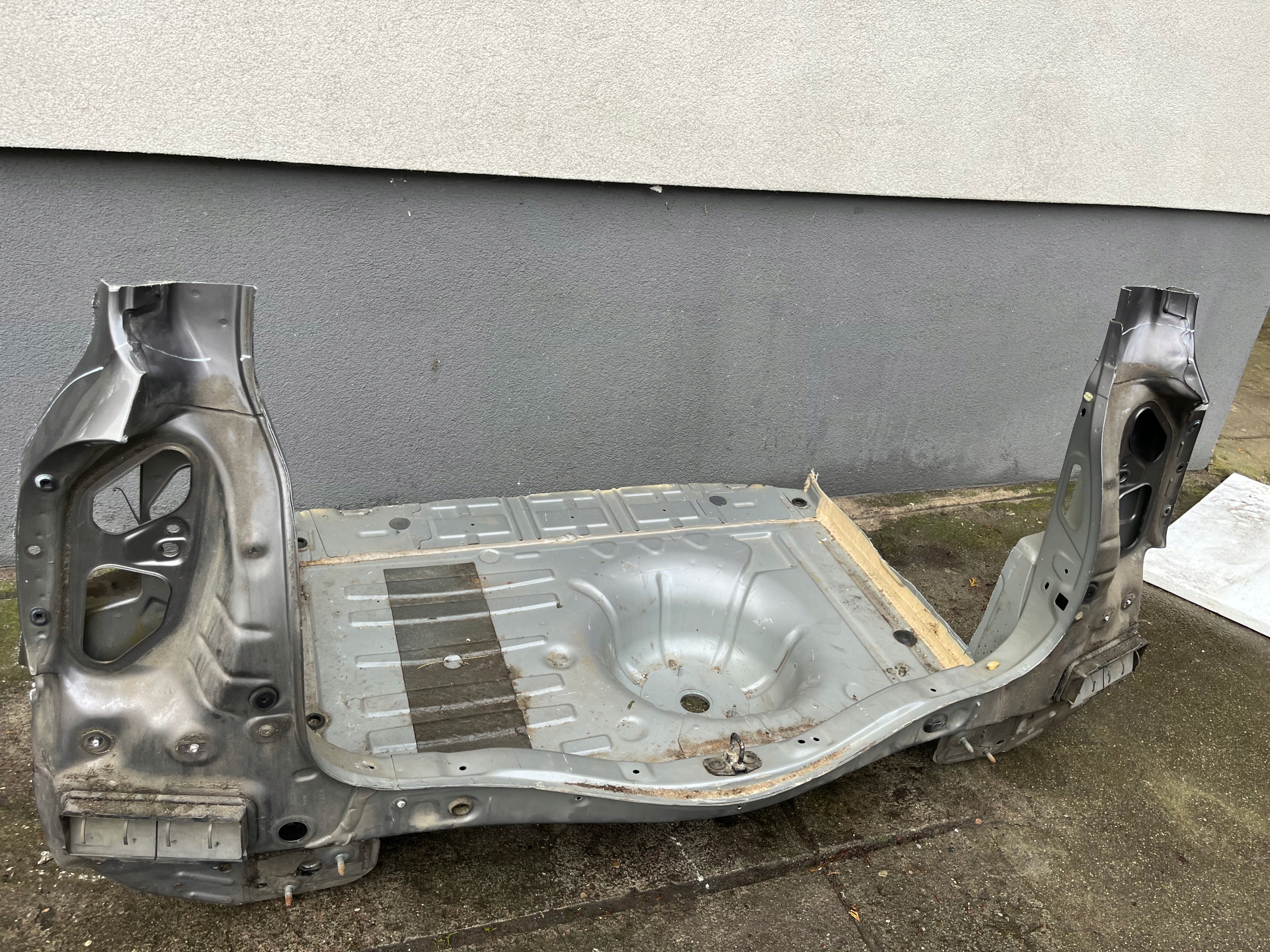 задний ремень кузов renault Grand MODUS