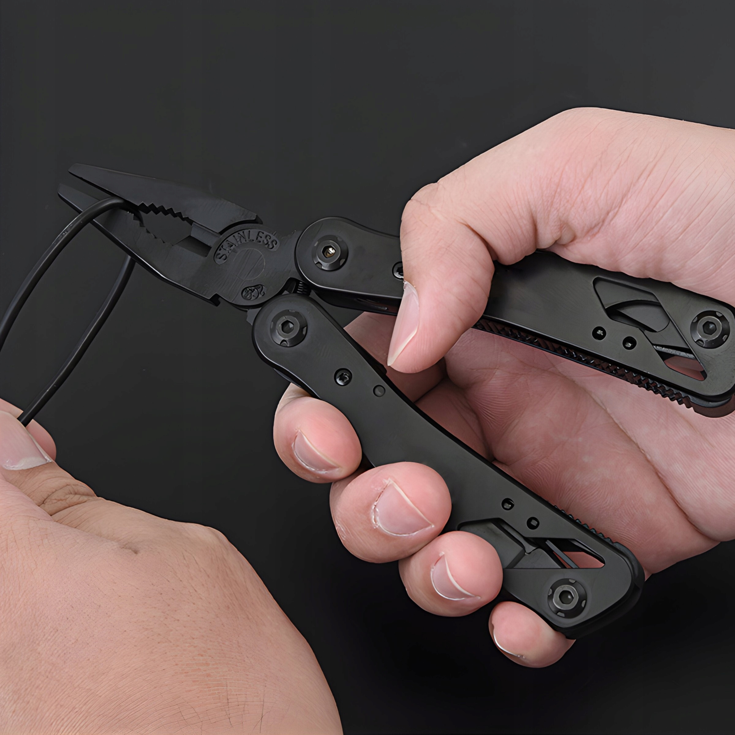 MULTITOOL NARZĘDZIE WIELOFUNKCYJNE SURVIVAL ZESTAW SCYZORYK WOJSKOWY NÓŻ Model s228