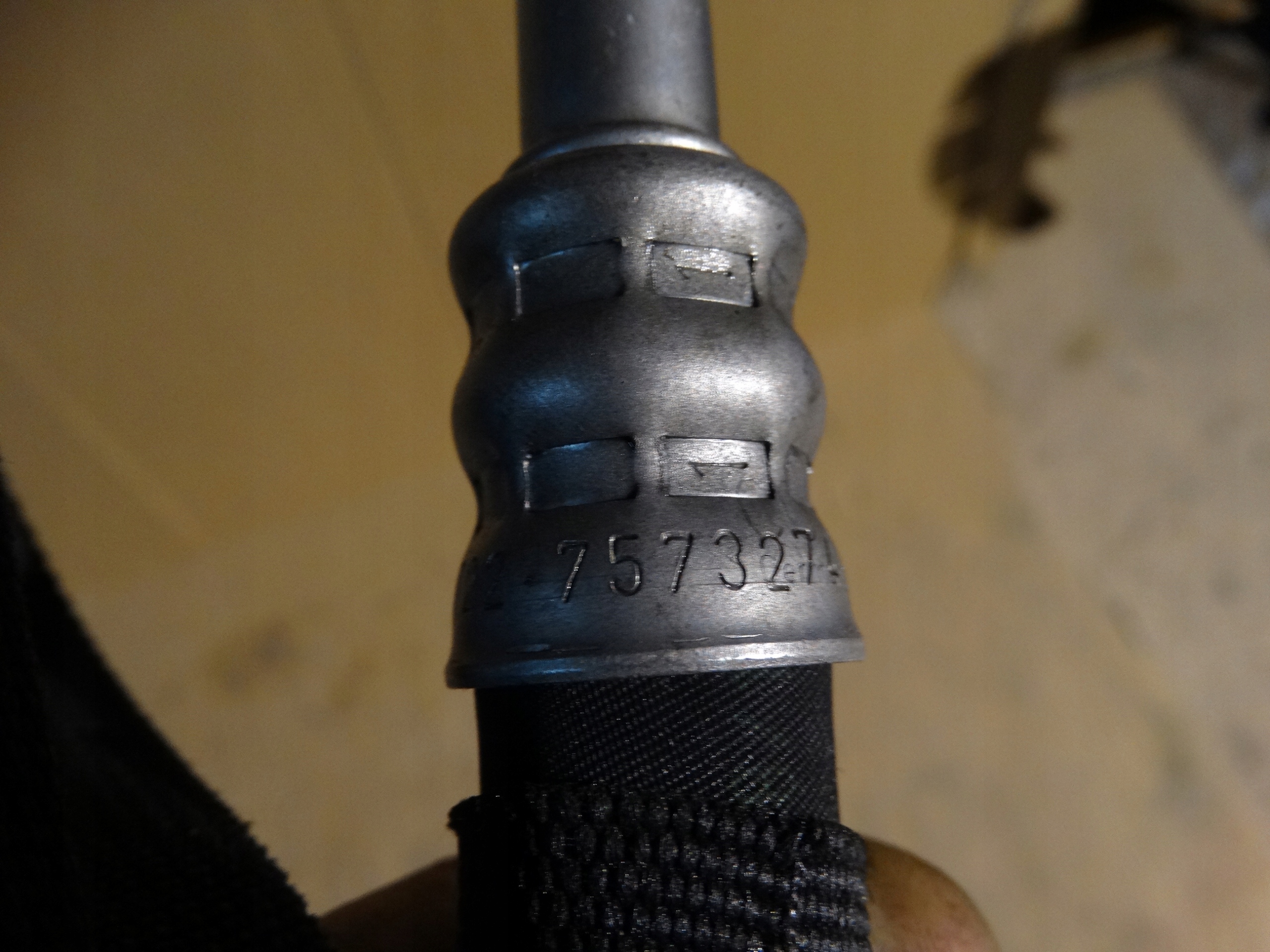 ÖLLEITUNG GETRIEBE GETRIEBE BMW E82 E88 135I 1