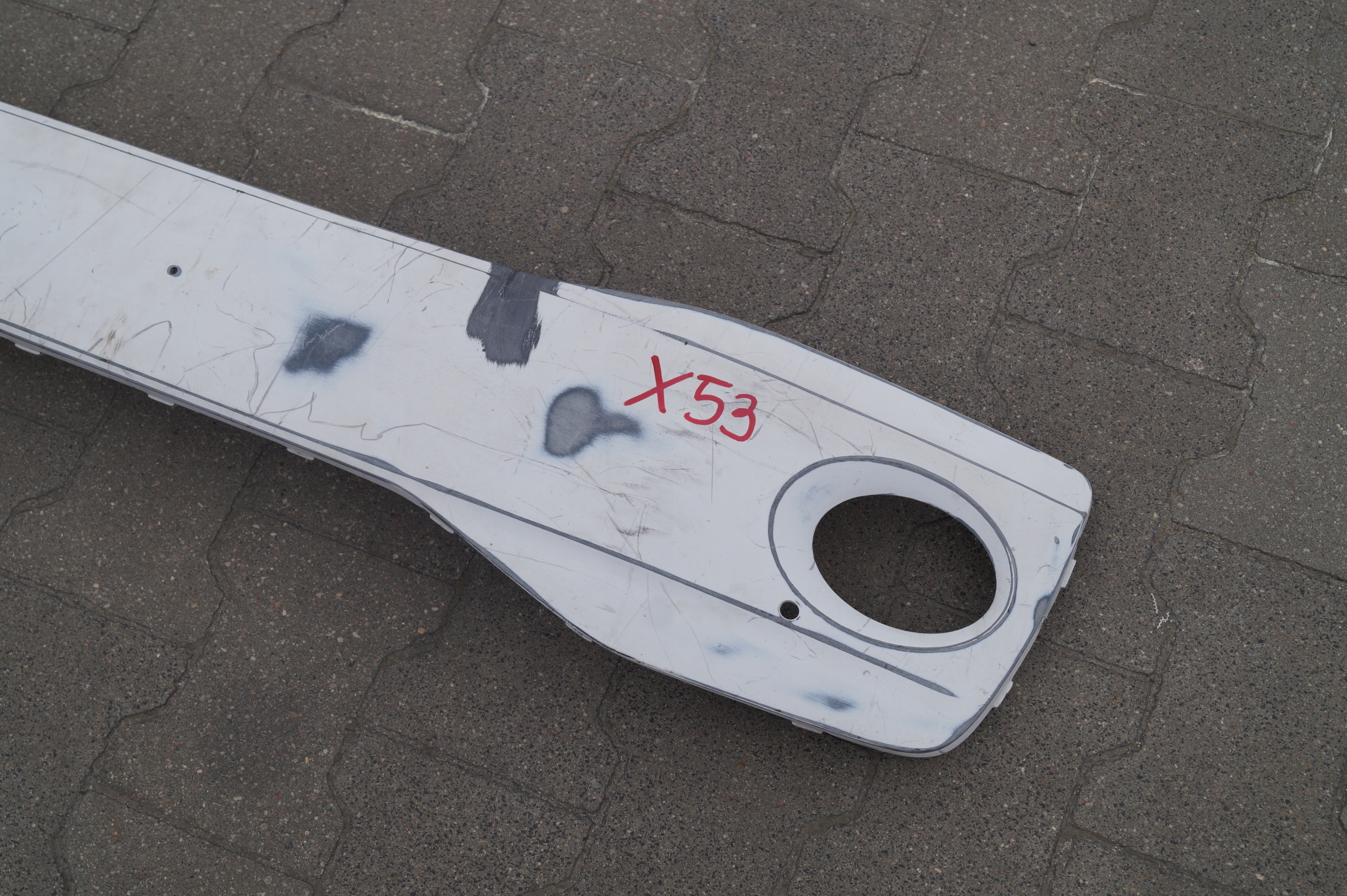 grid moulding for bumper front VW UP UP! LIFT 1S0