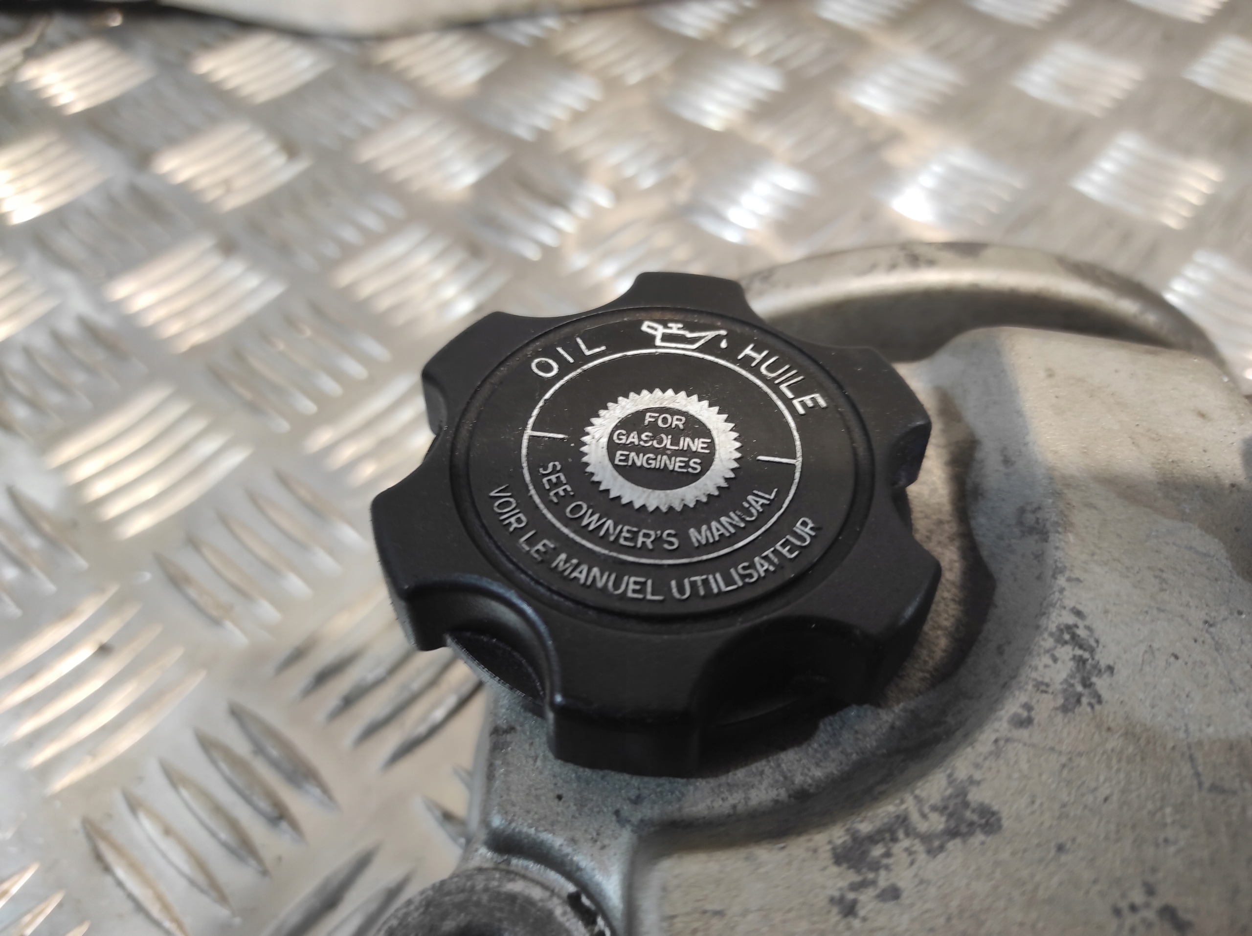 Abdeckung der Ventile HONDA CIVIC VI 6 1.4 B