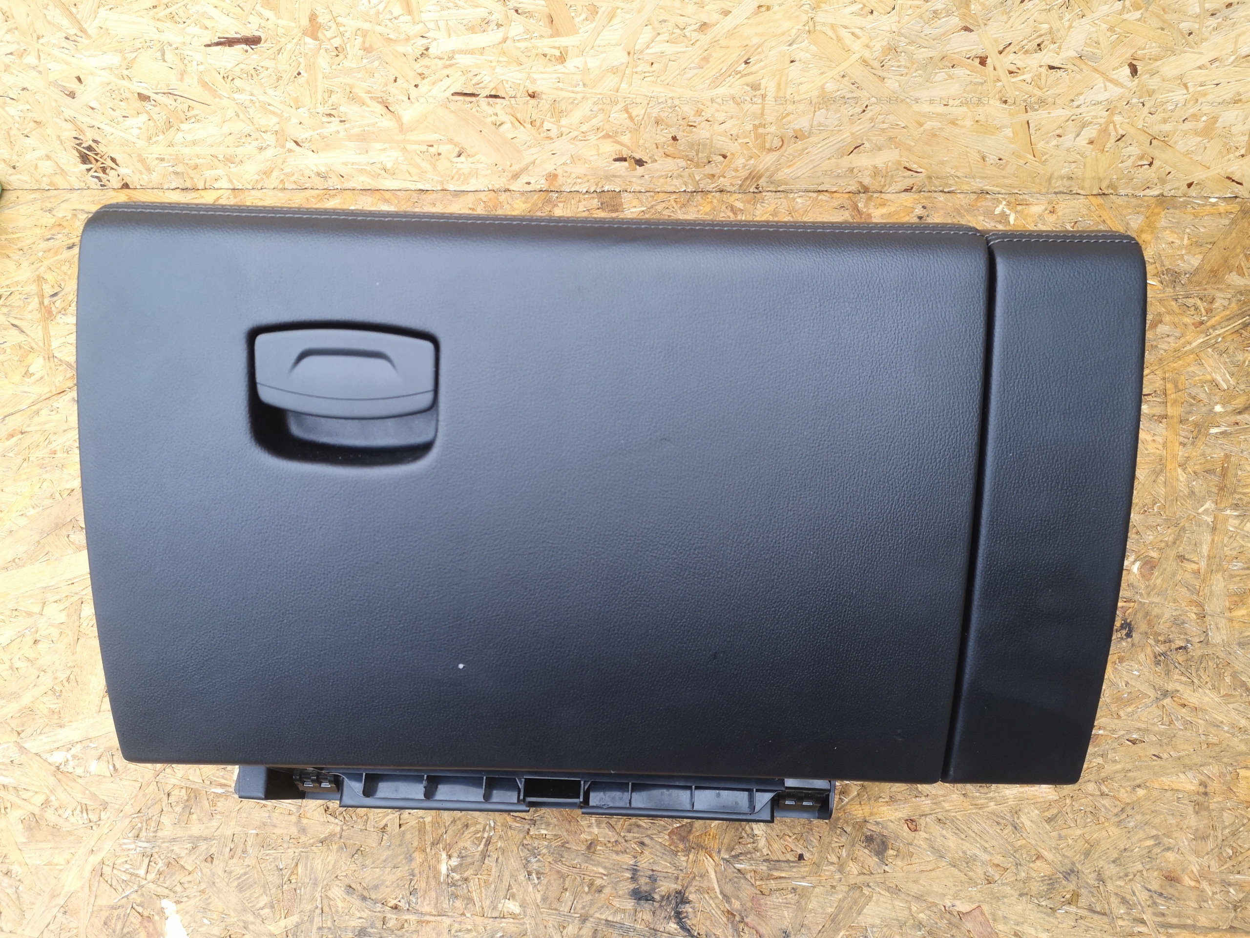 renault KOLEOS II бардачок пассажира кожа