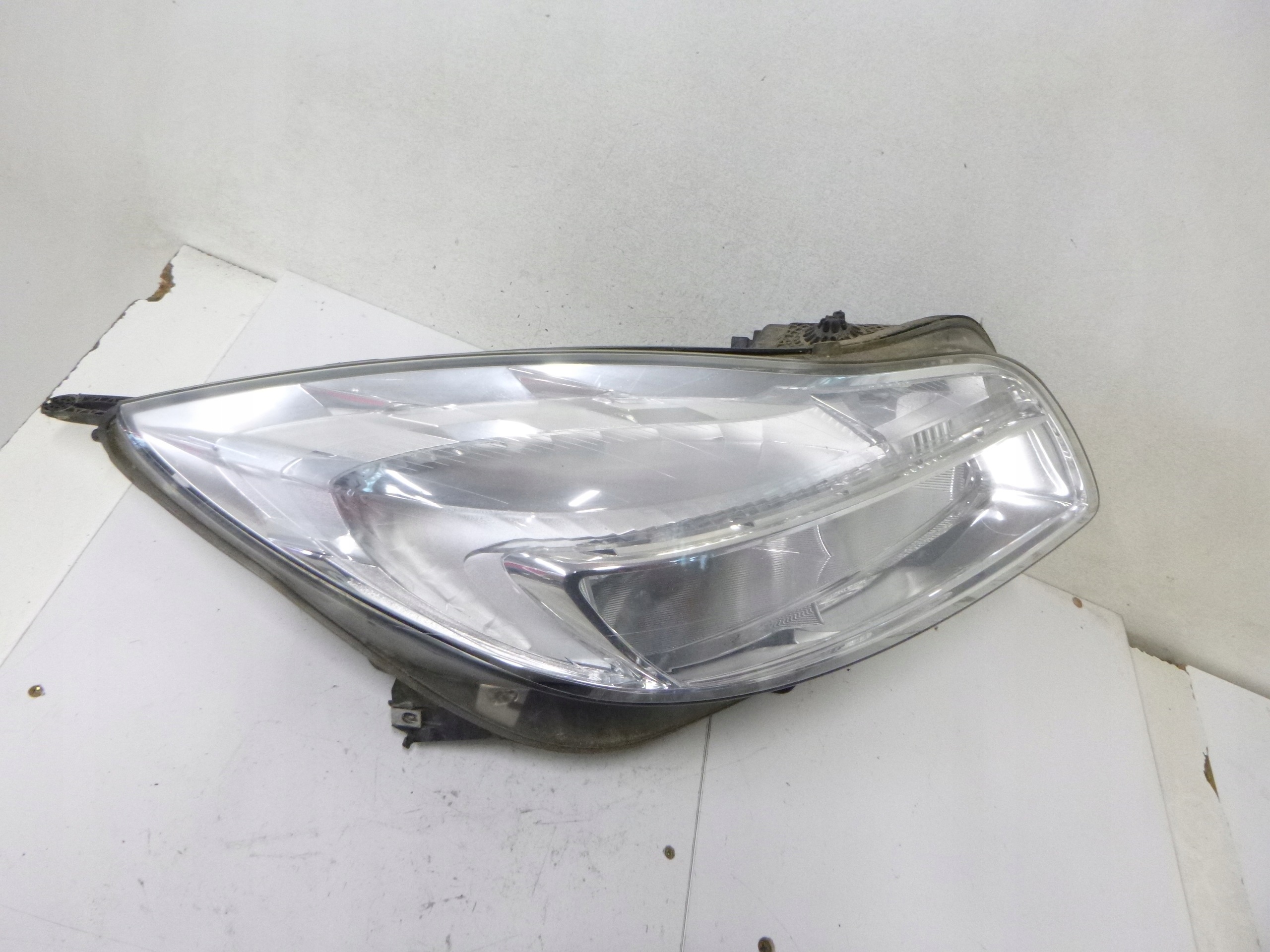 light front left Opel Insignia A 08-13 22831927 OE EU HELLA GM