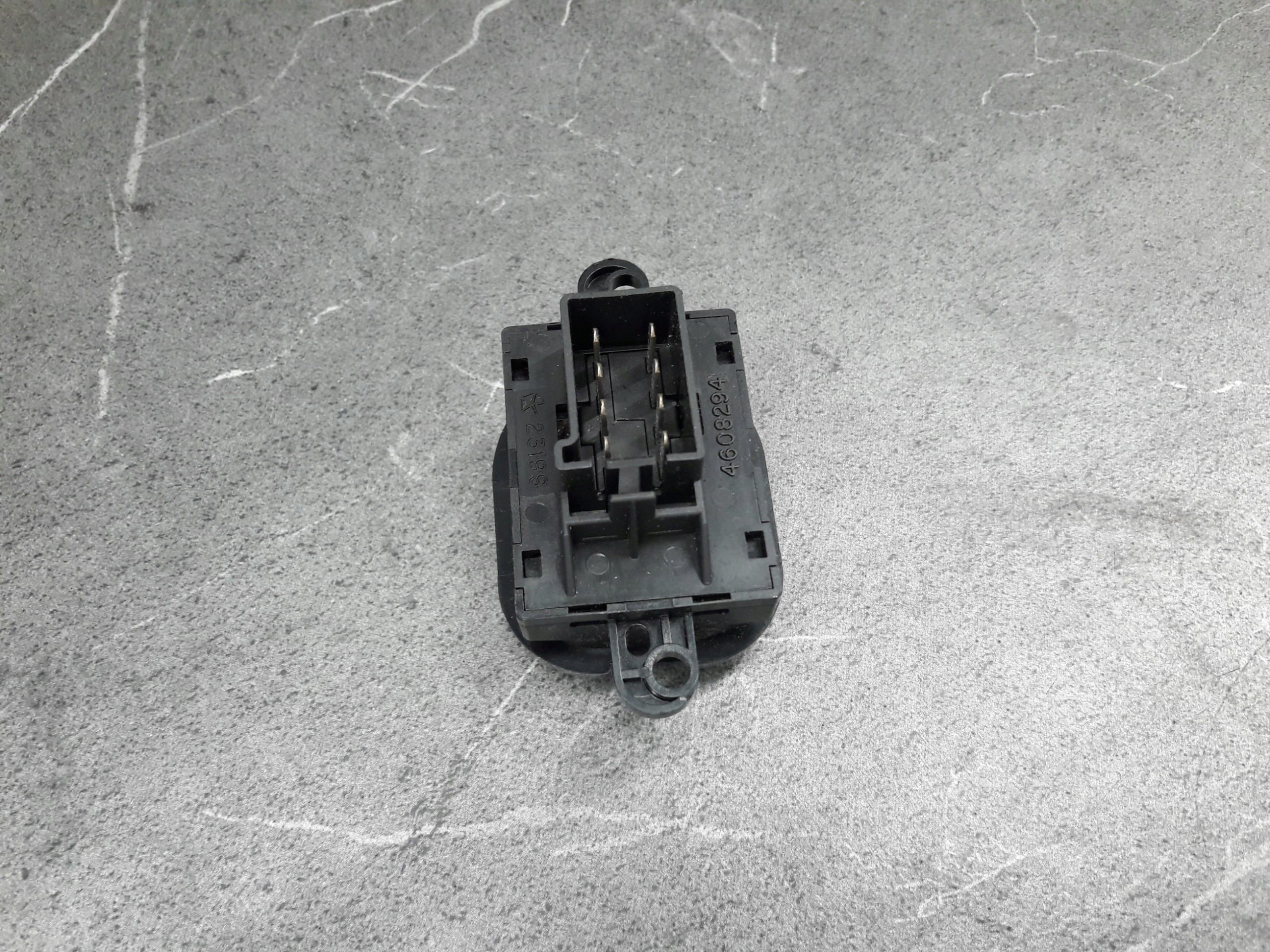 4608294 przelacznik LUSTEREK CHRYSLER STRATUS Producent części Chrysler OE