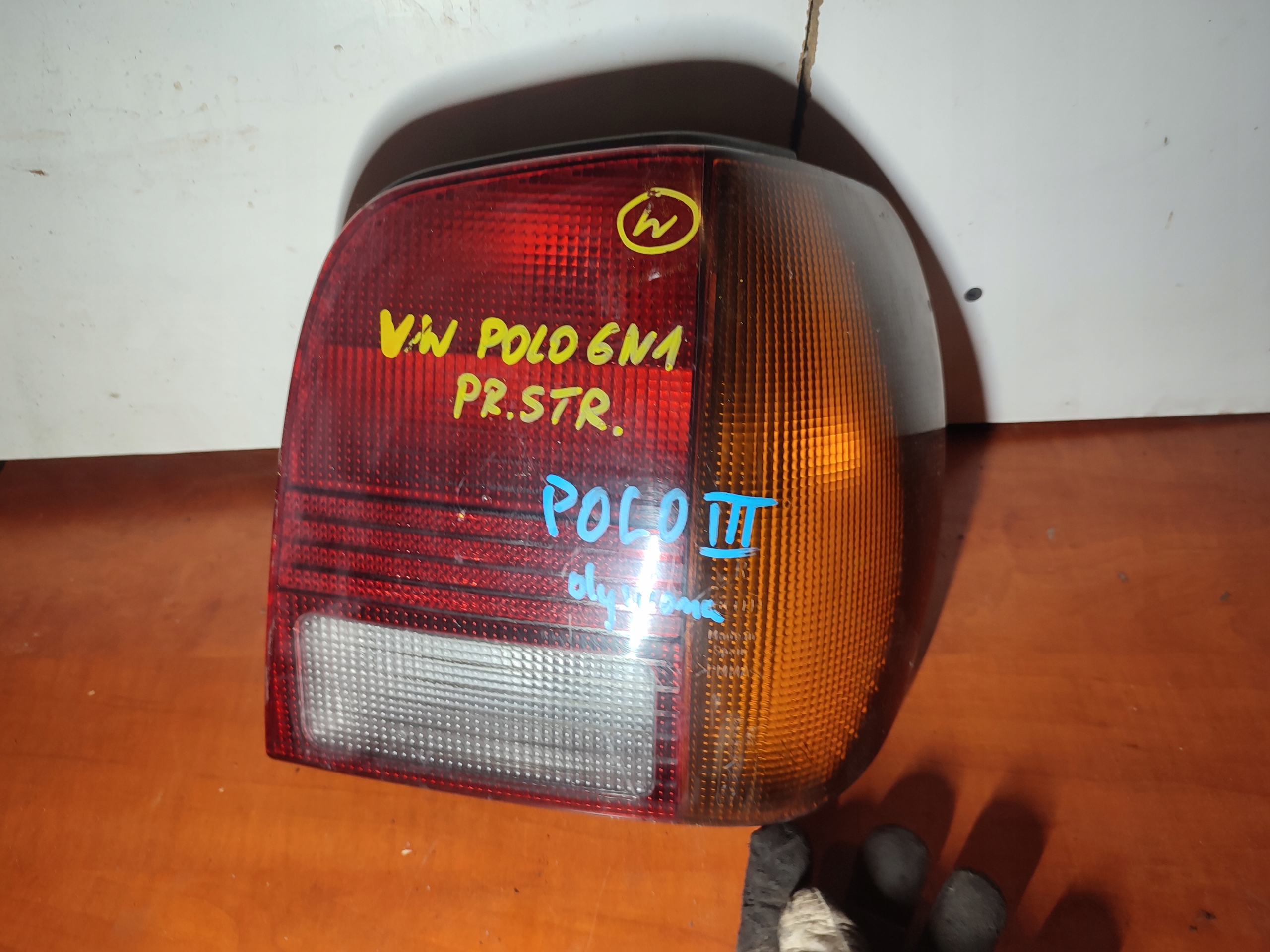 light right rear part Volkswagen polo III- dymiona
