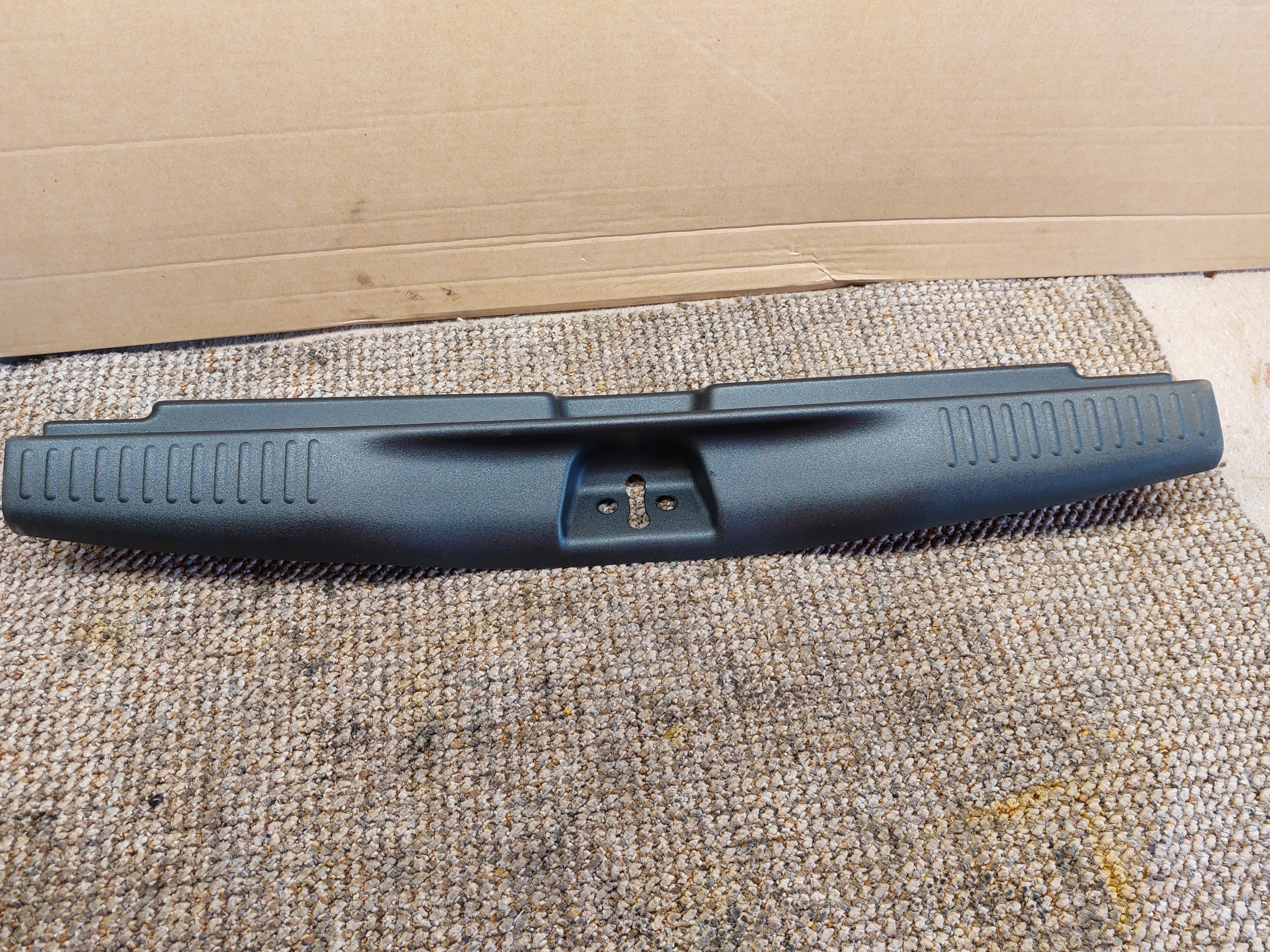 cover of the threshold boot CITROEN C-Zero 17r