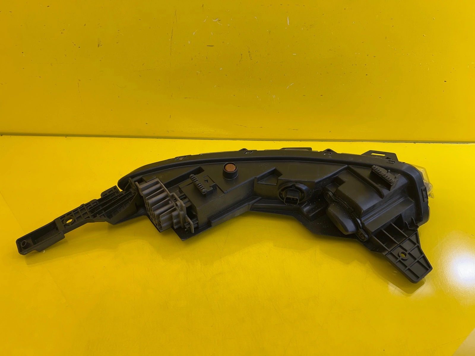 Hyundai Bayon 2021- light right Led 92208Q0500