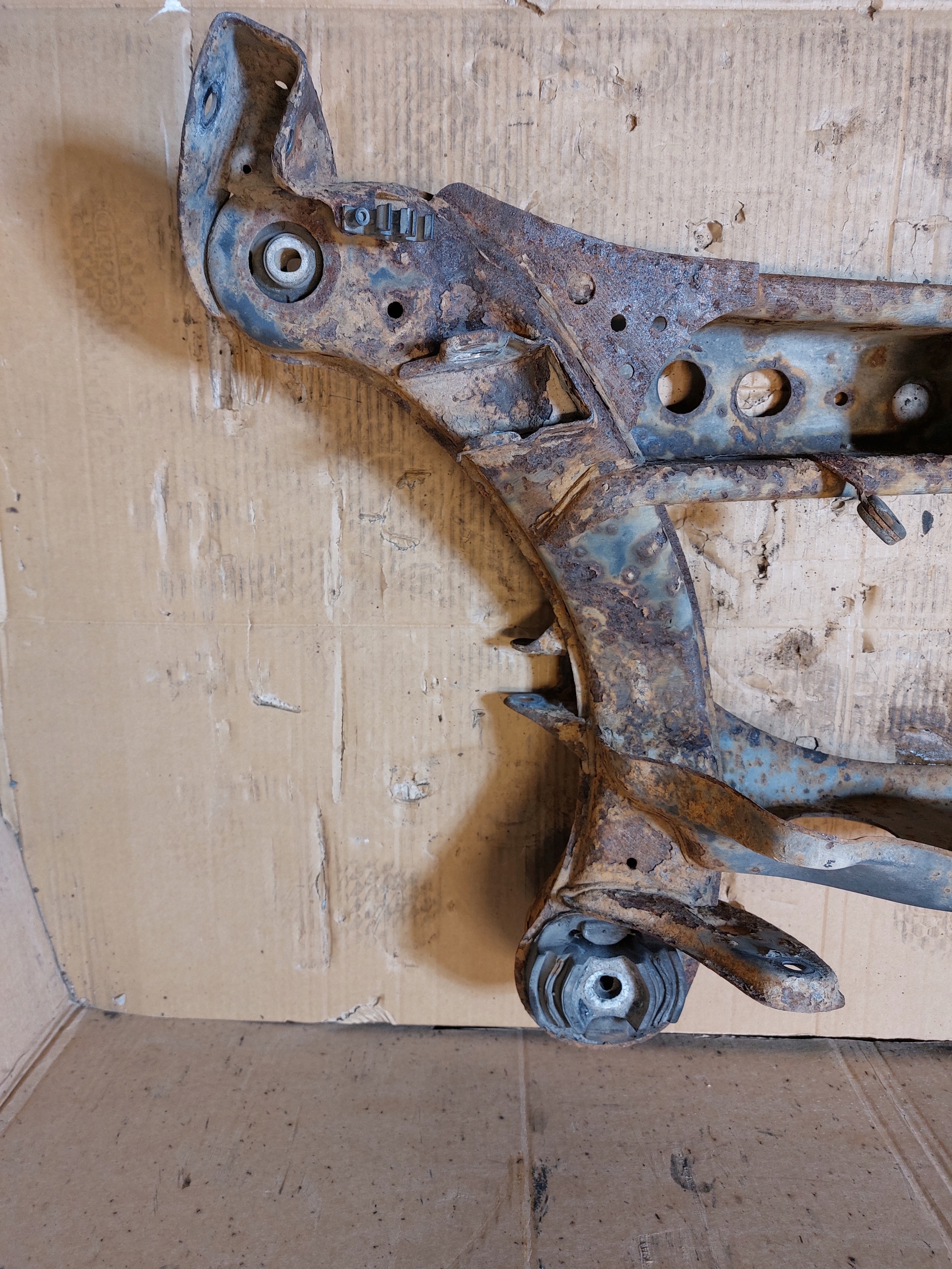 axle beam axle beam rear. MERCEDES W210