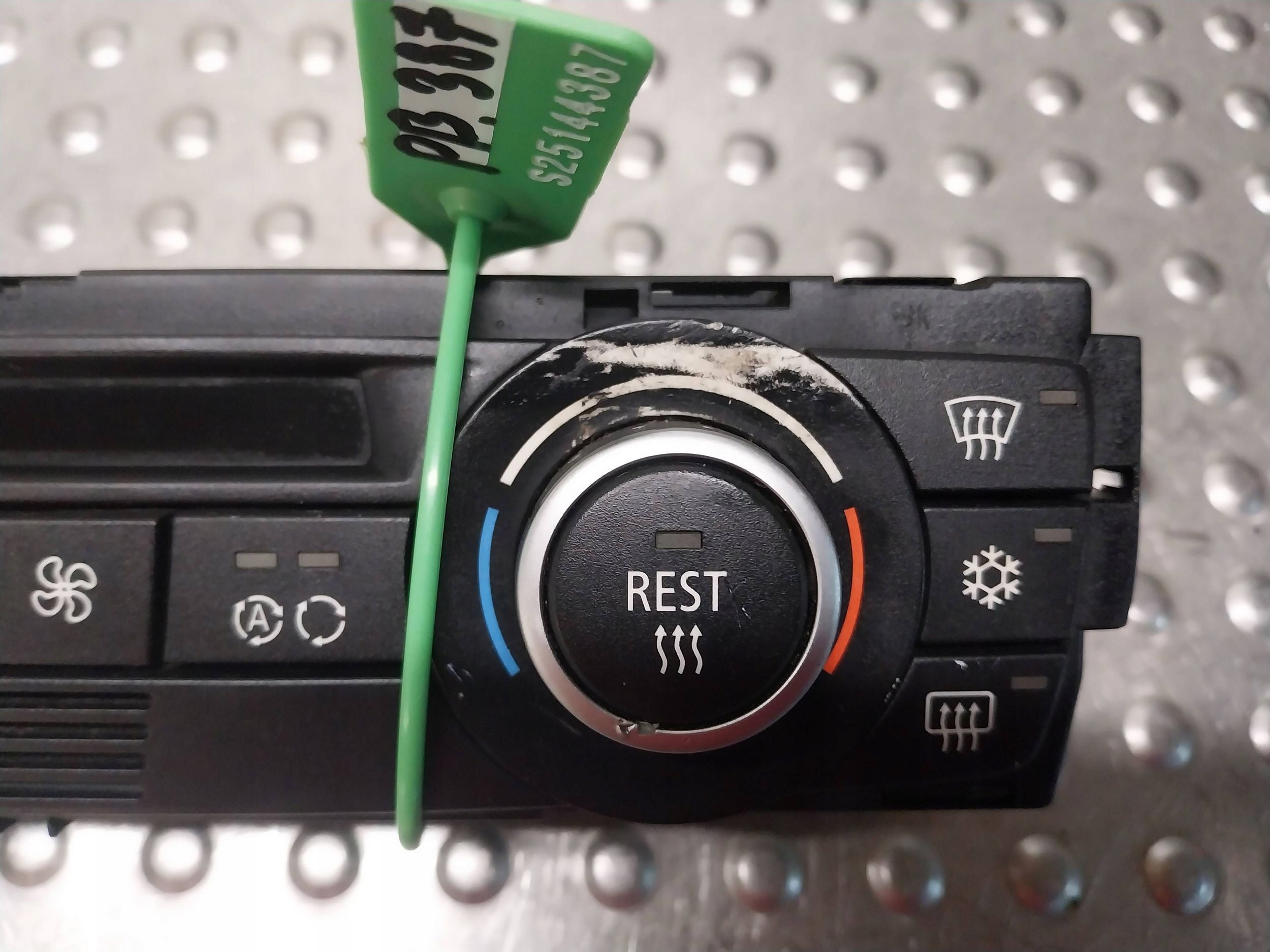 control panel air conditioning devices of the air conditioning 9199260 BMW E81 E82 E87 E88 E90 E93