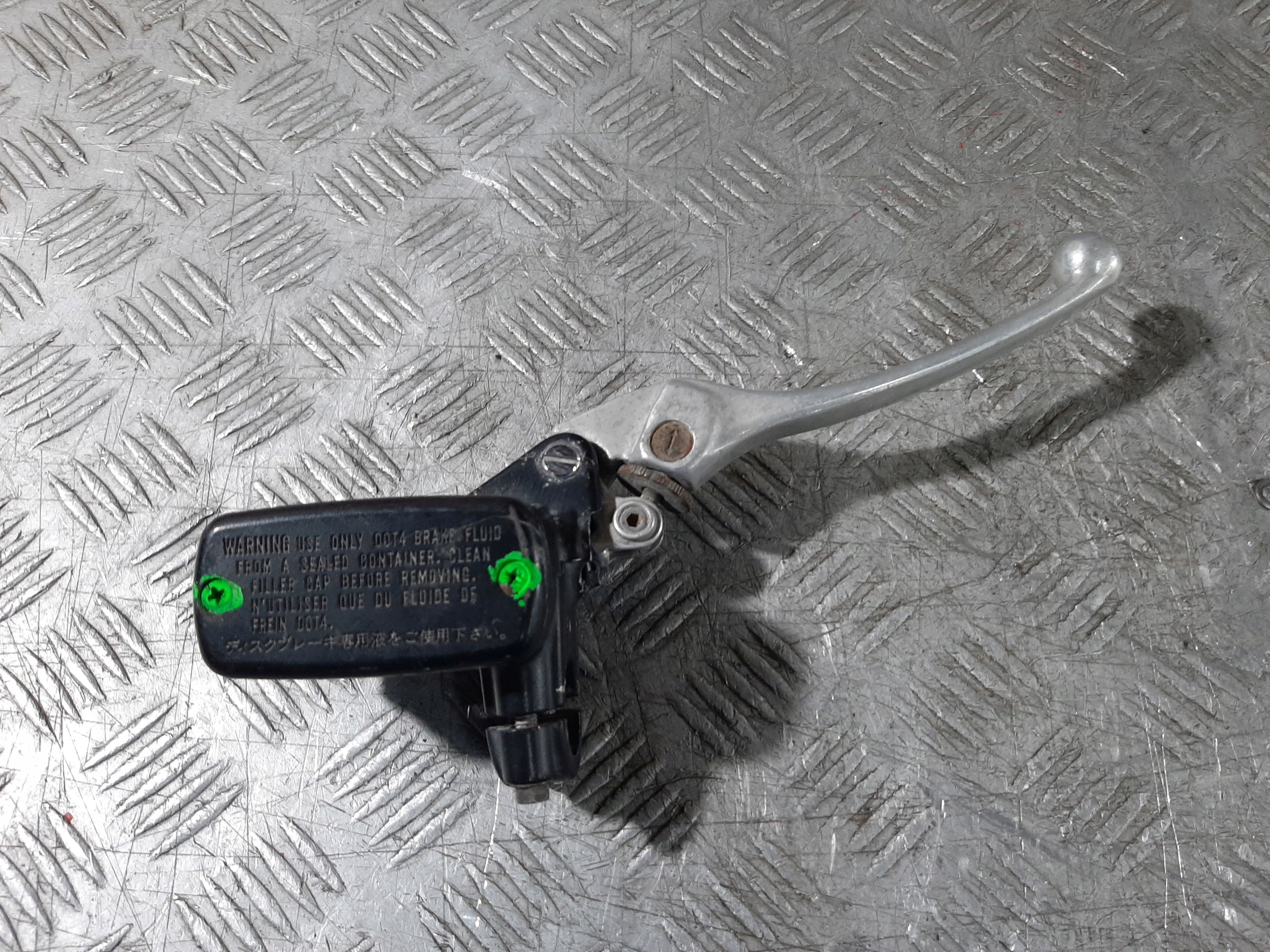 HONDA CBR 600F F3 97 DZWIGNIA UCHWYT POMPA HAMULCA Producent Honda OE